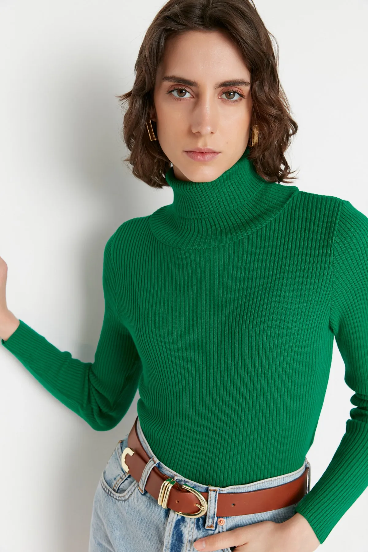 Trendyol Collection  Grüner Basic Rollkragenpullover TWOAW21KZ1279