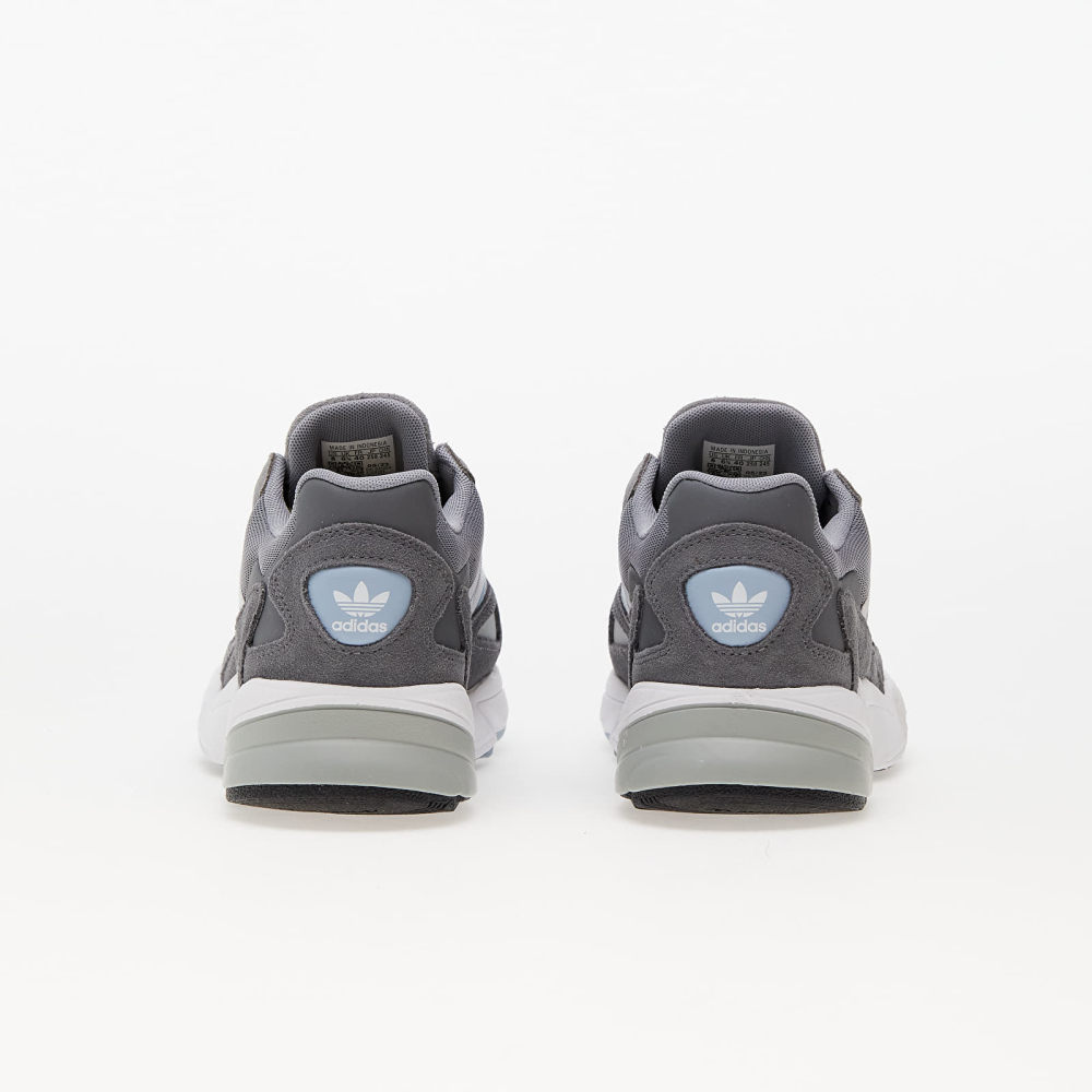 adidas Falcon W IG8304 / grau