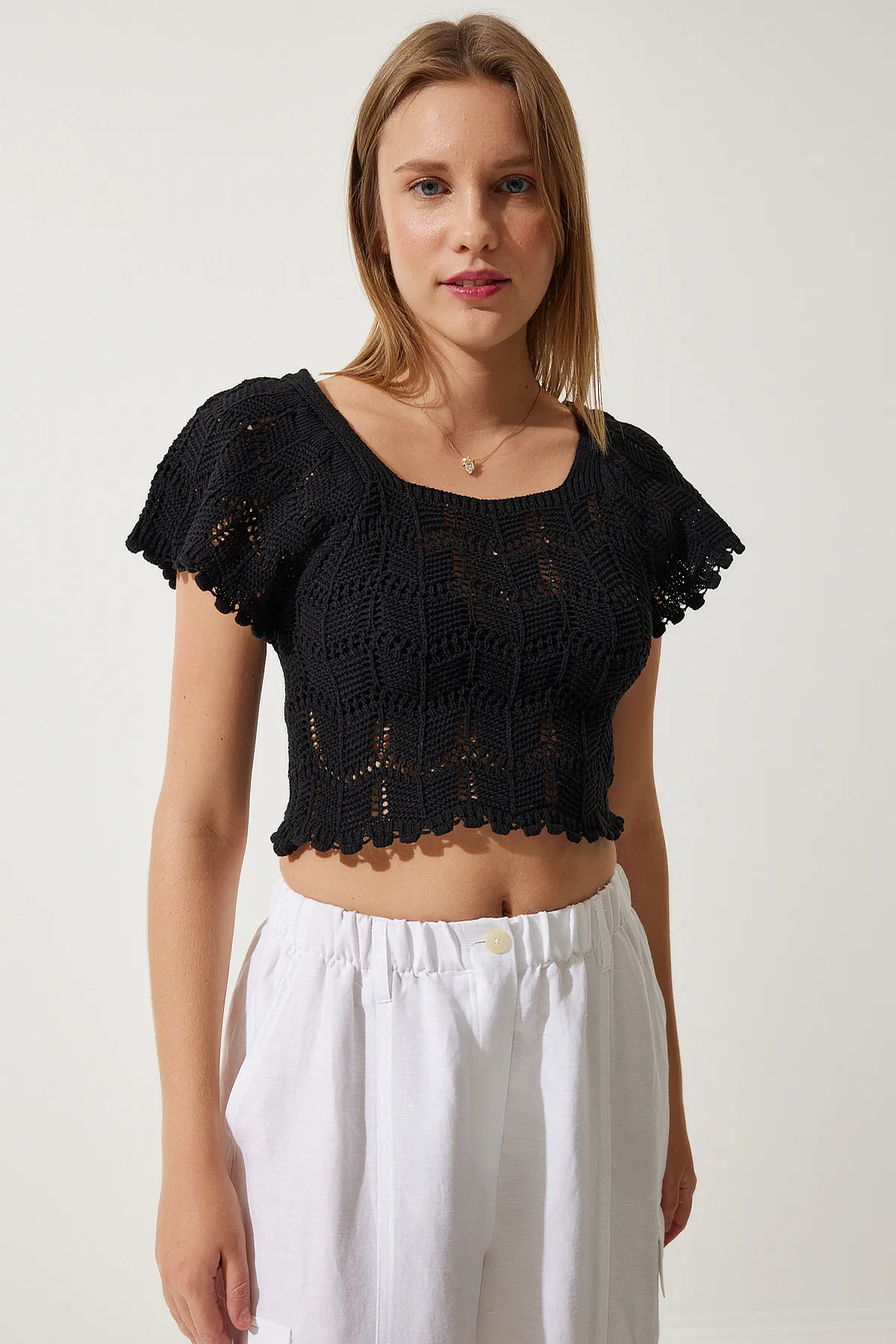 Happiness İstanbul  Schwarze gefütterte Strickbluse für Damen YU00012