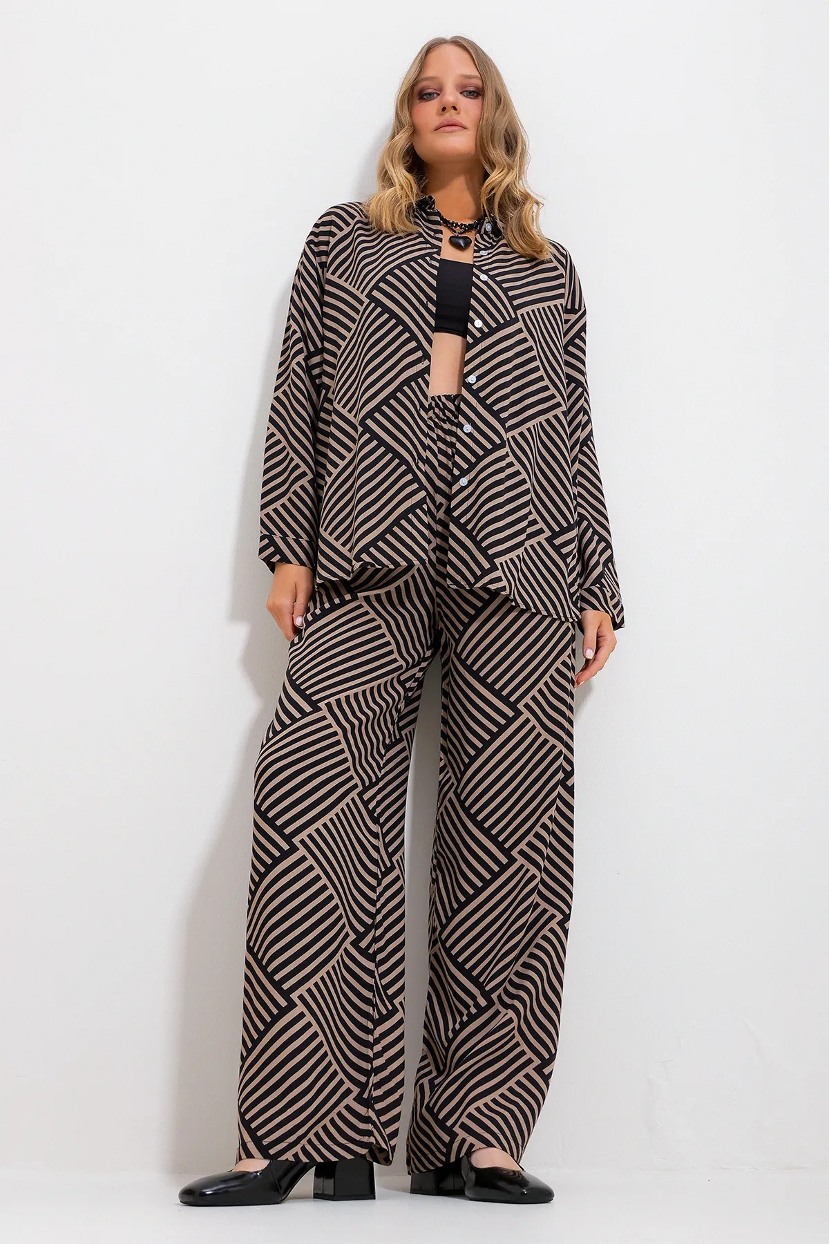 Trend Alaçatı Stili  Zweiteiler - Beige - Regular Fit