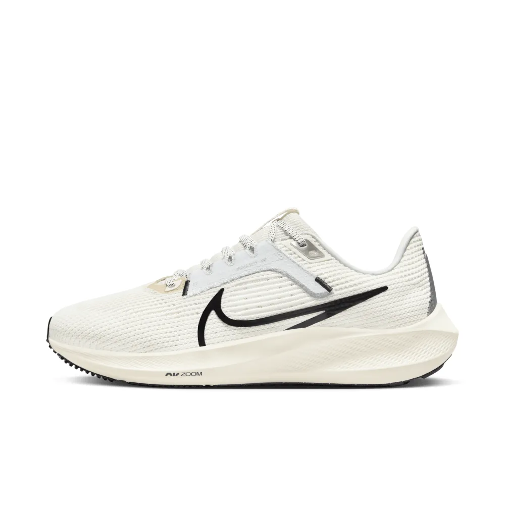 Nike Pegasus 40 DV3854-104 / weiss