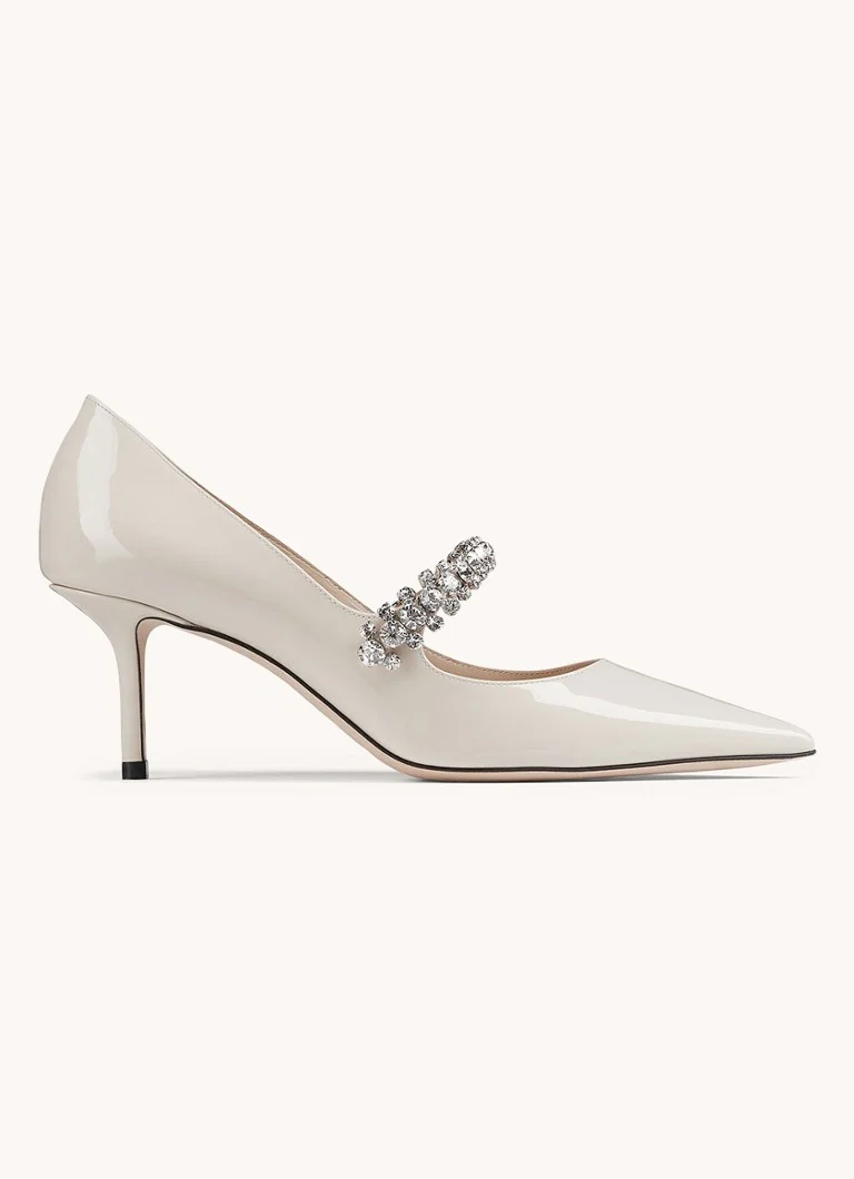Jimmy Choo Bing 65 -lakkanahkaiset avokkaat strasseilla