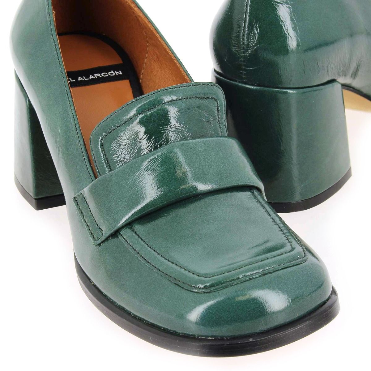 Angel Alarcon  22551 624A - vert