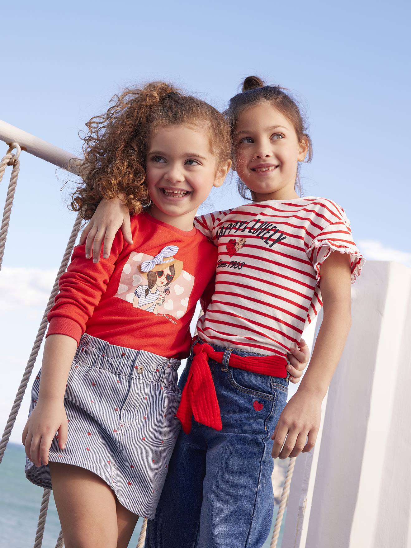 Tee-shirt rayé avec coeur en sequins fille rayé bleu