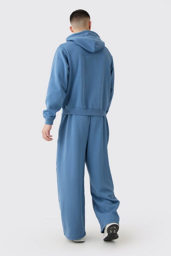 Man Jogginghose mit weitem Bein