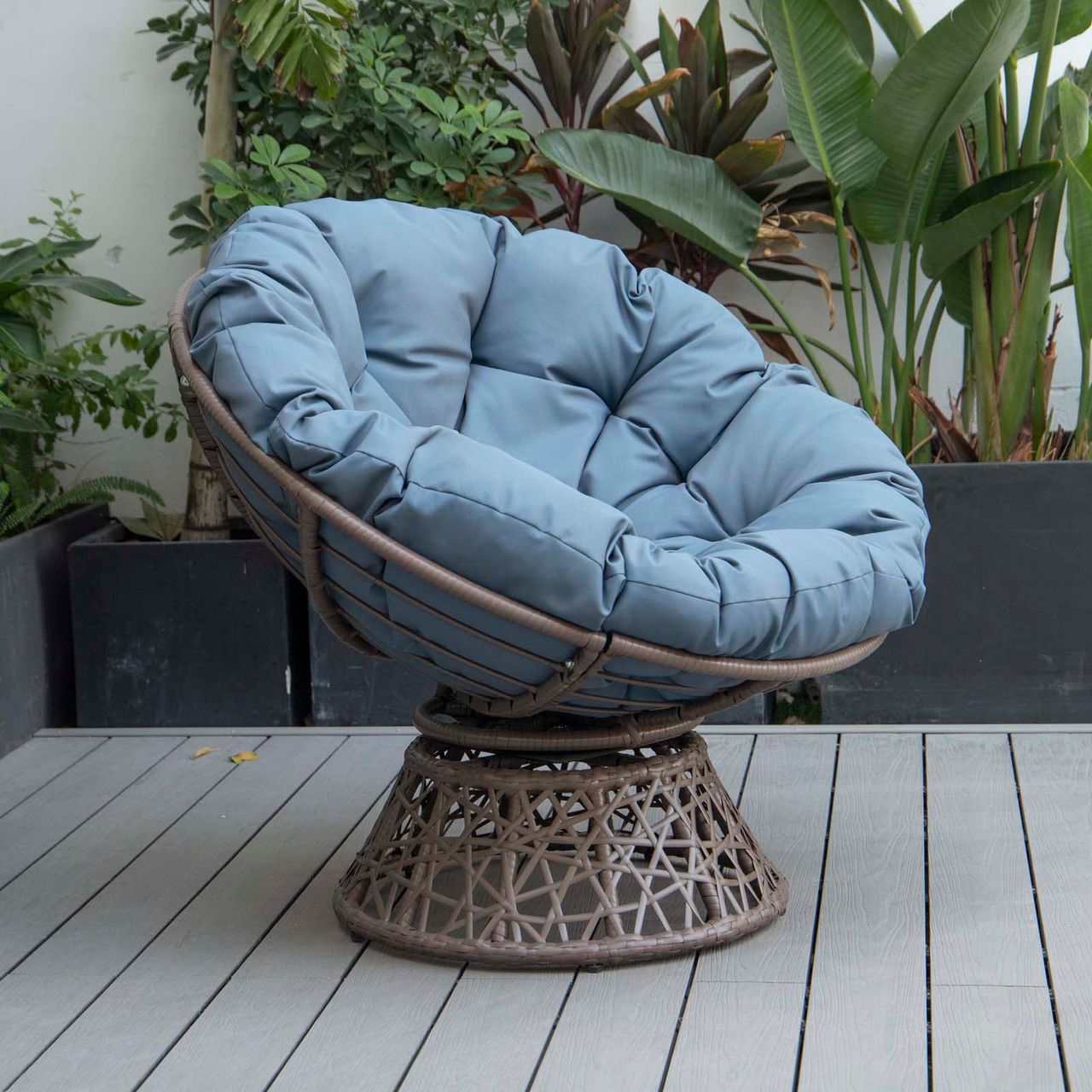 PureHaven Lounge Sessel 92x80x80,5 cm aus Rattan Rundkissen drehbar 360 Grad pflegeleicht elegantes Design verstellbare Kunststofffüßchen Braun/Blau