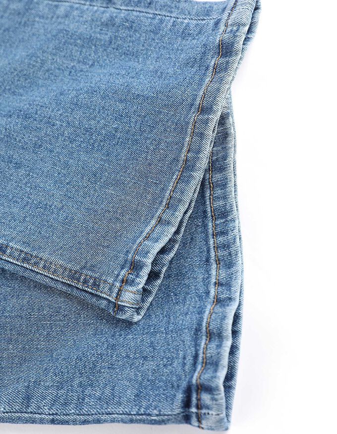 Jeans - Bootcut Fit