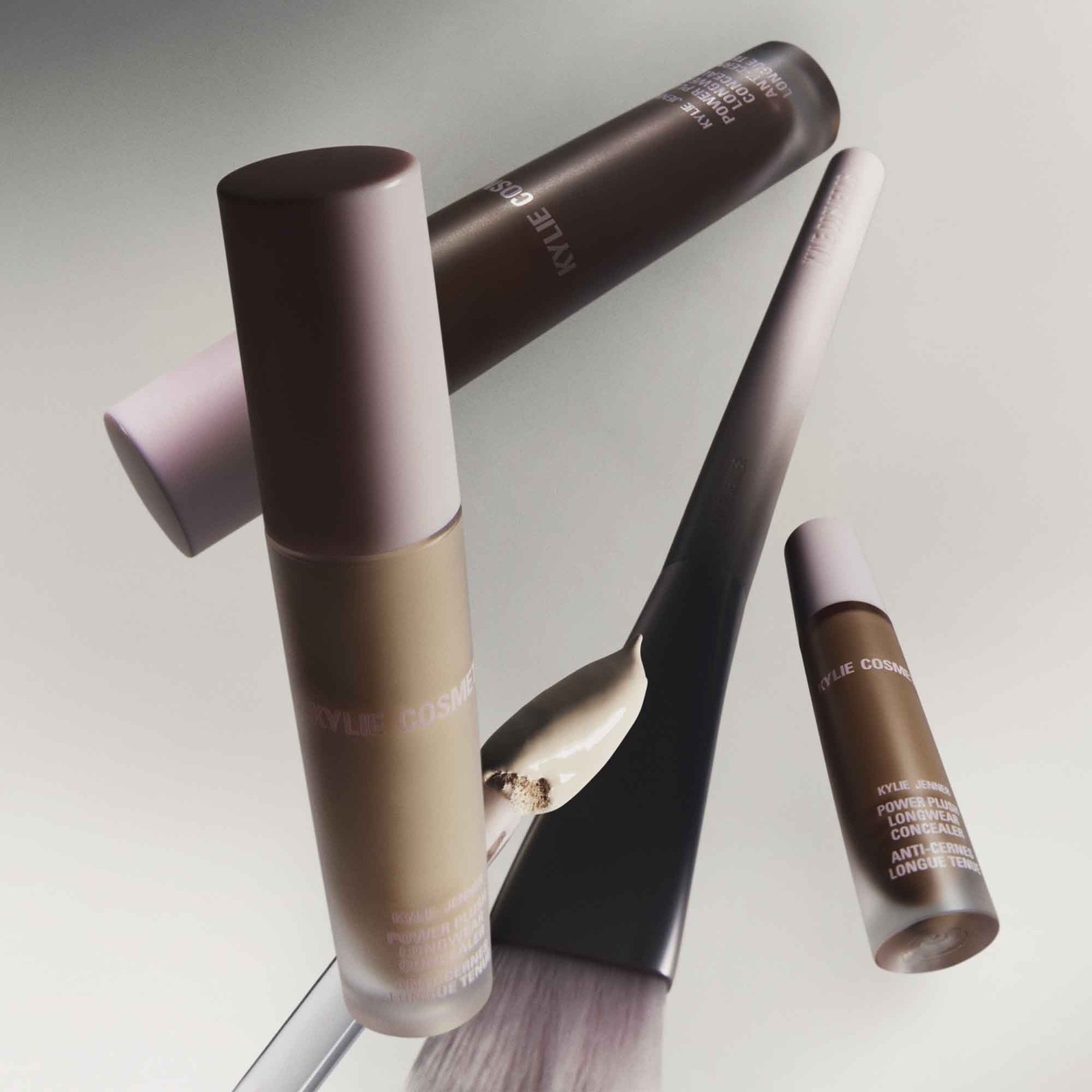 Korektor Power Plush Longwear marki KYLIE COSMETICS