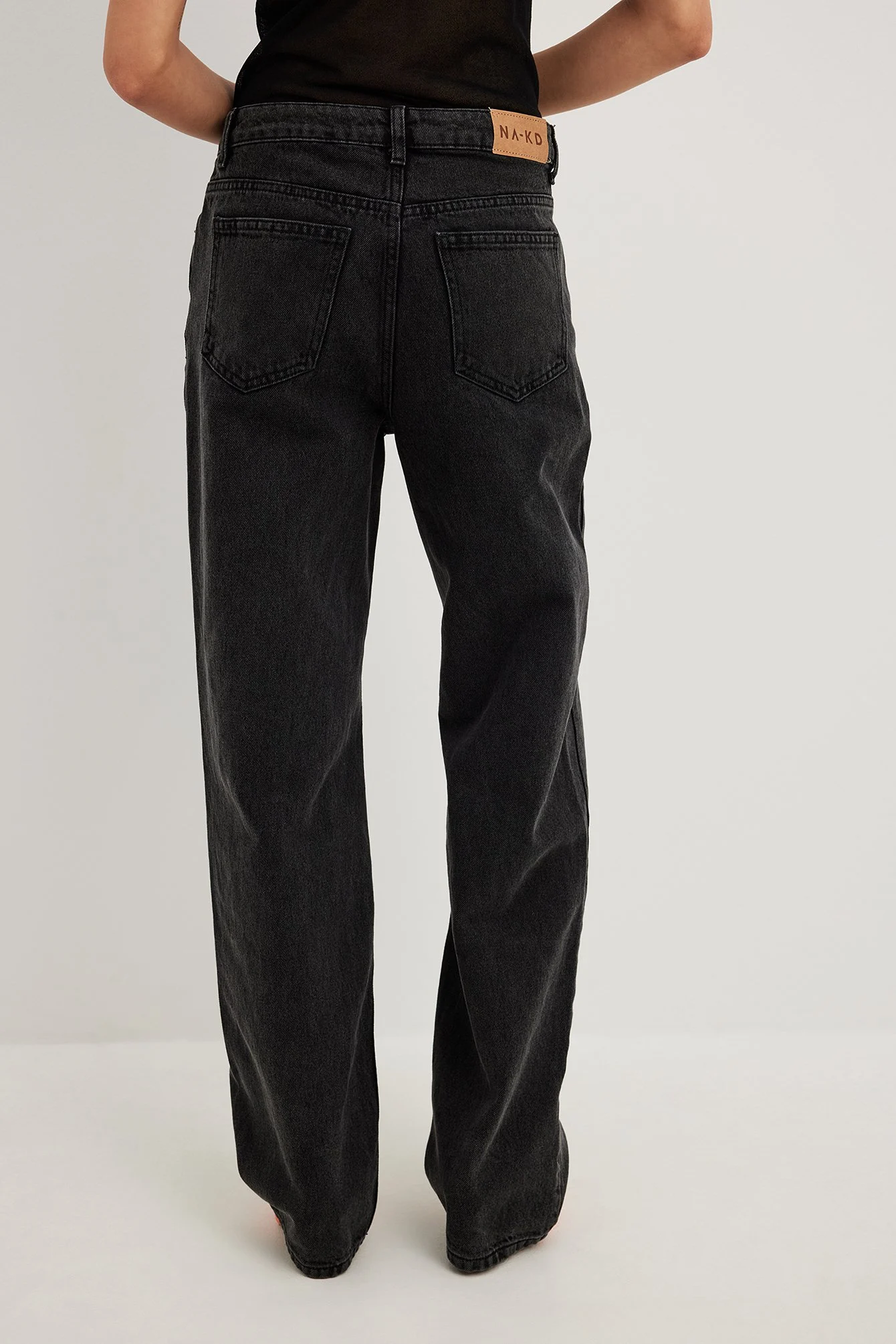Lockere Jeans mit mittlerer Taille