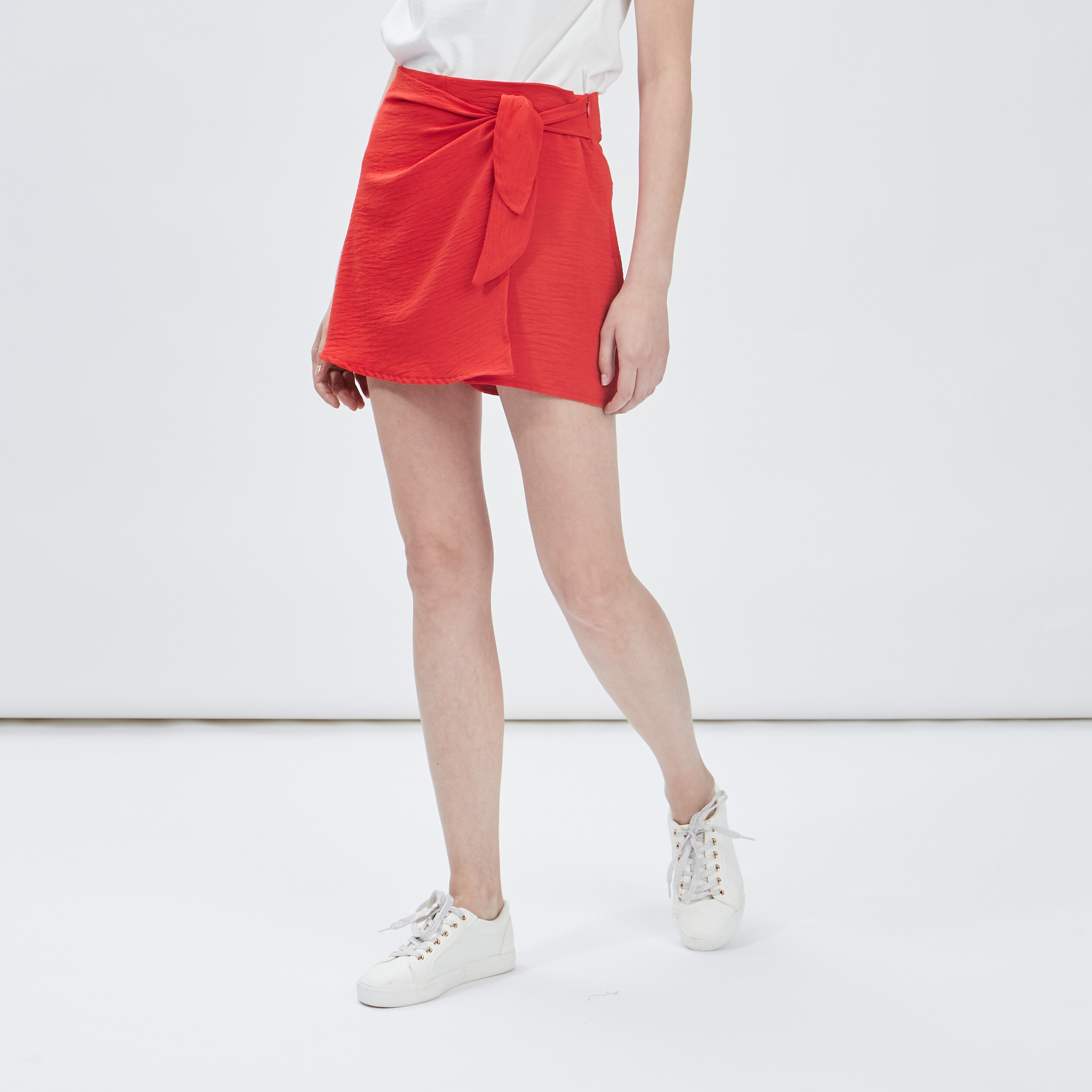 Jupe-short droite avec noeud rouge femme | La Halle