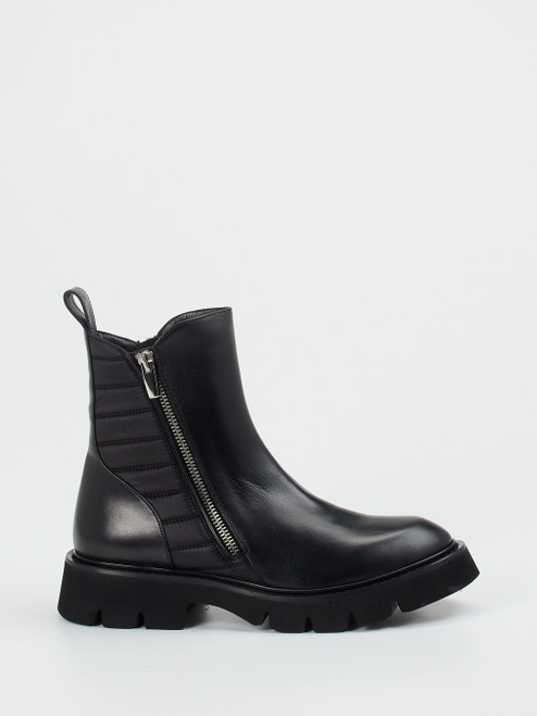 Stiefelette-17330090167 Konstantin Starke