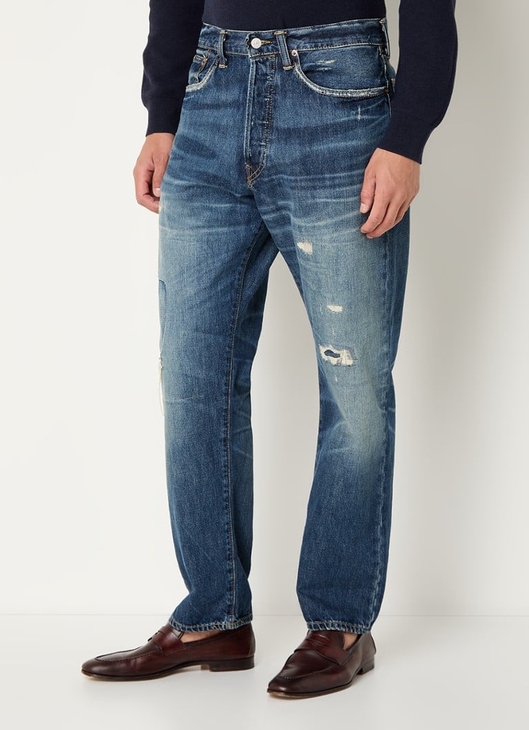 Blugi drepți de la Ralph Lauren, cu detalii uzate.
