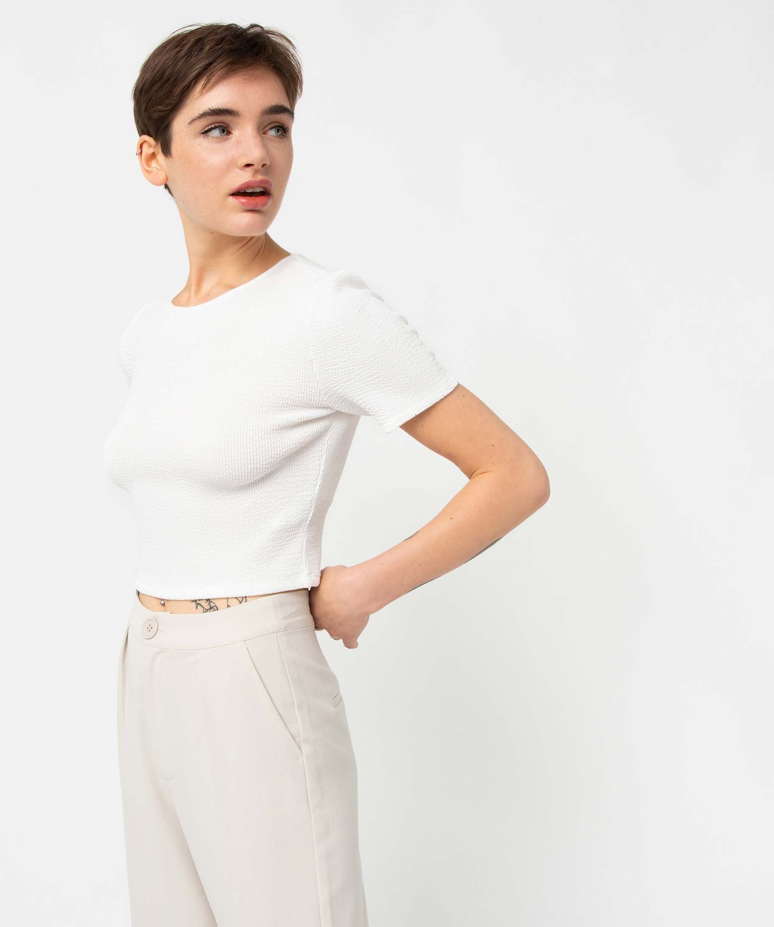 Tee-shirt femme à manches courtes en maille gaufrée coupe ... ecru | GEMO