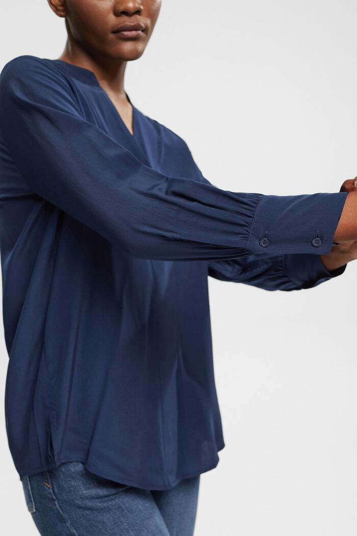 Bluse mit V-Neck, LENZING™ ECOVERO™