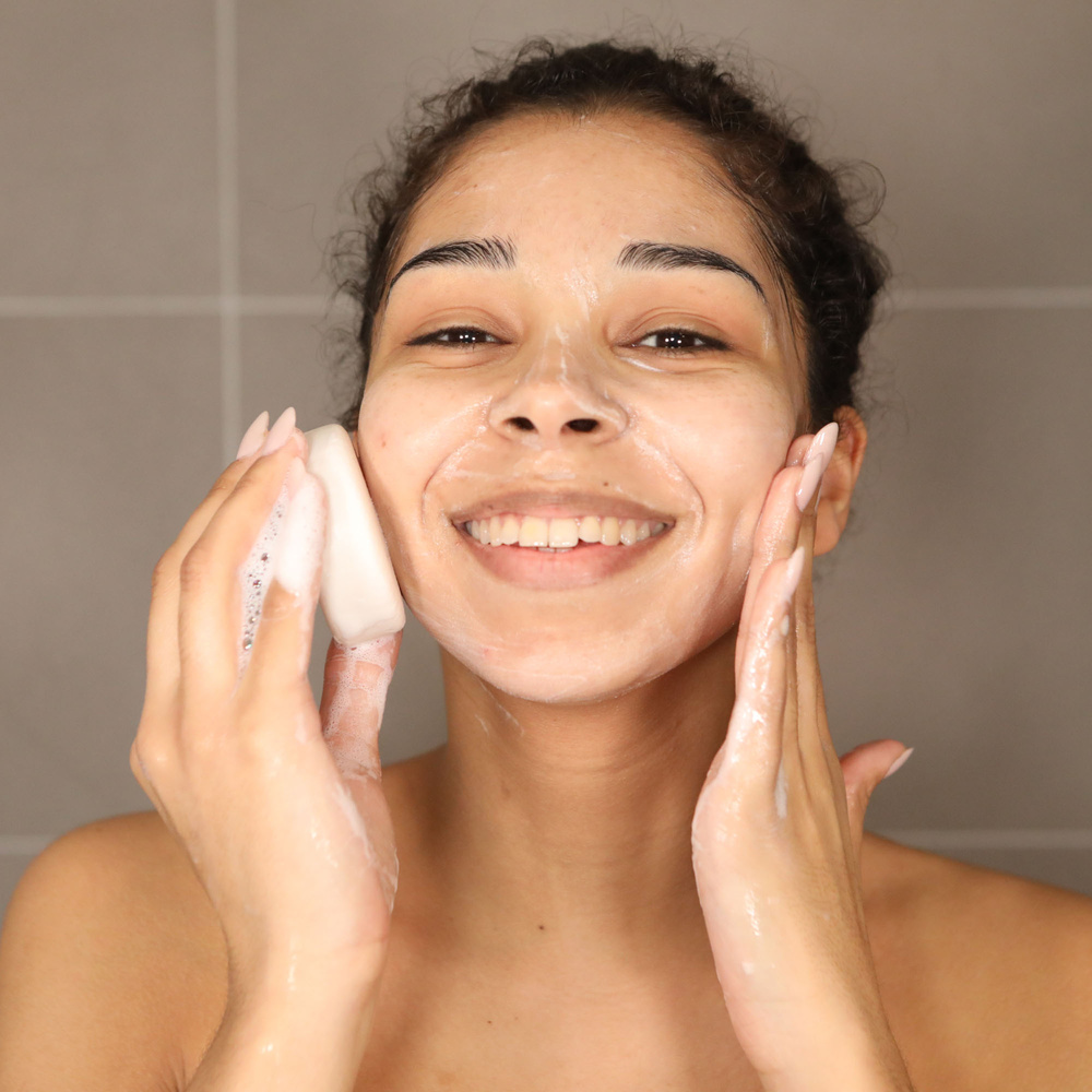 La crème libre Le Savon sans Savon Aux Fleurs 80ML Hygiène Corps