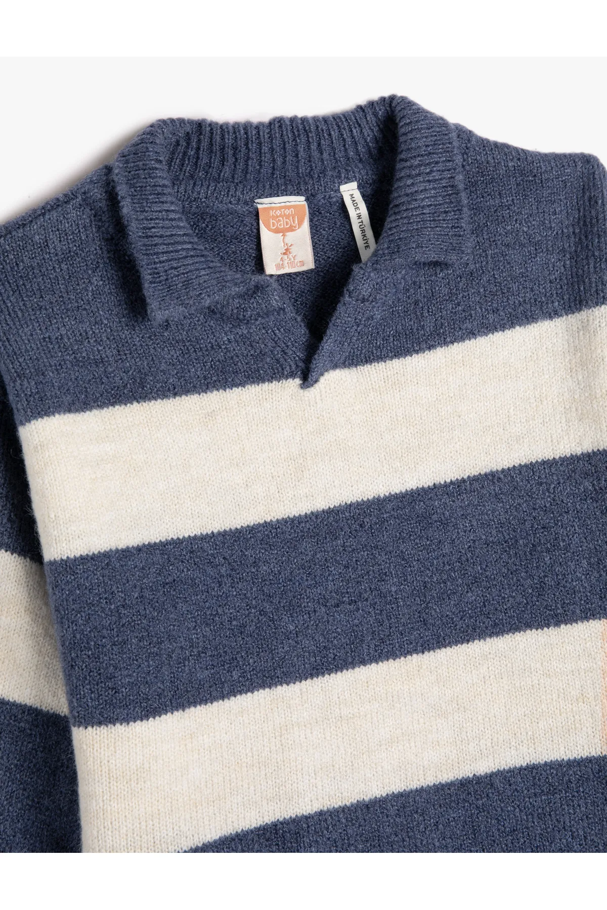 Koton  Pullover mit Rollkragen, langen Ärmeln und weicher Struktur