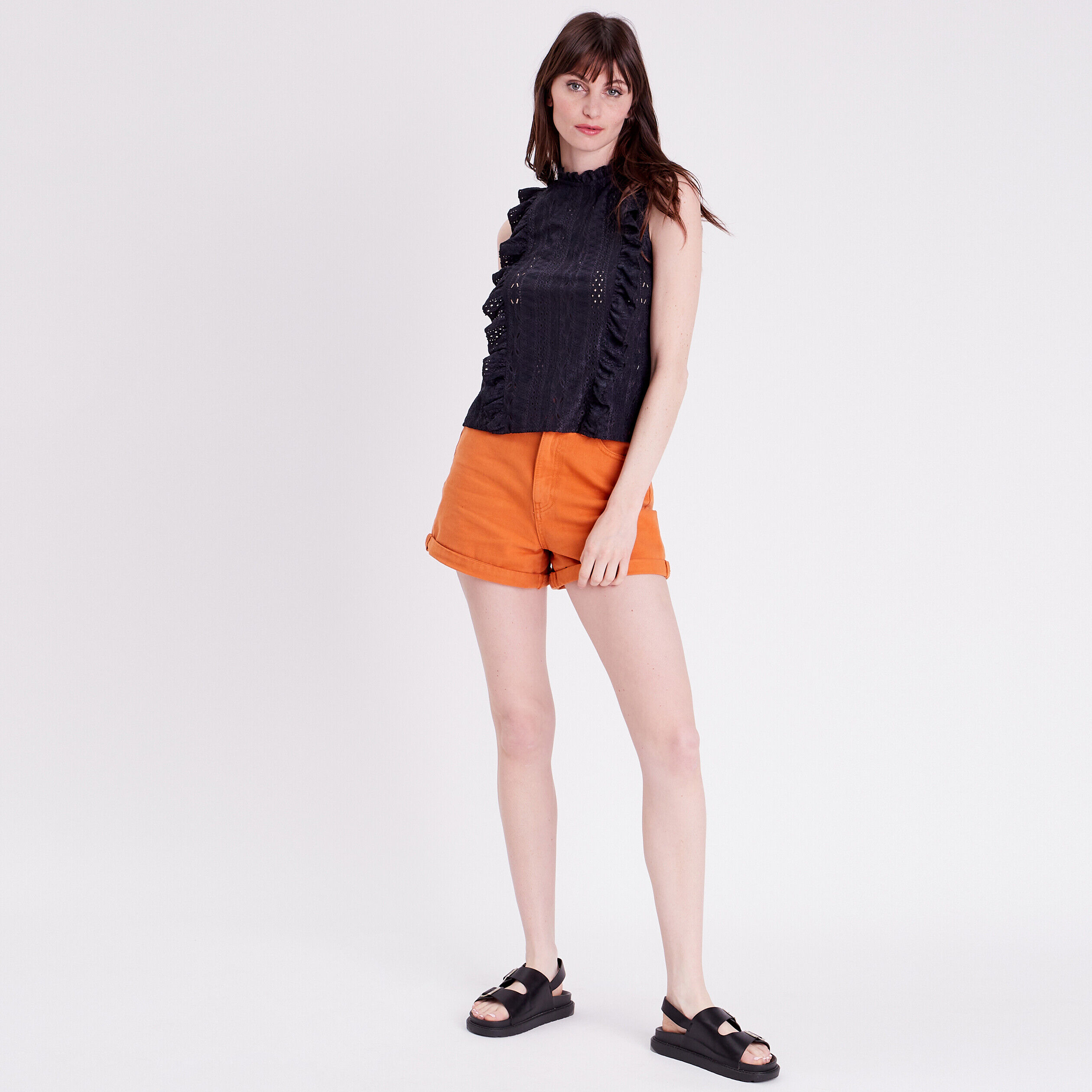 Blouse brodée avec volants noir femme | Cache Cache