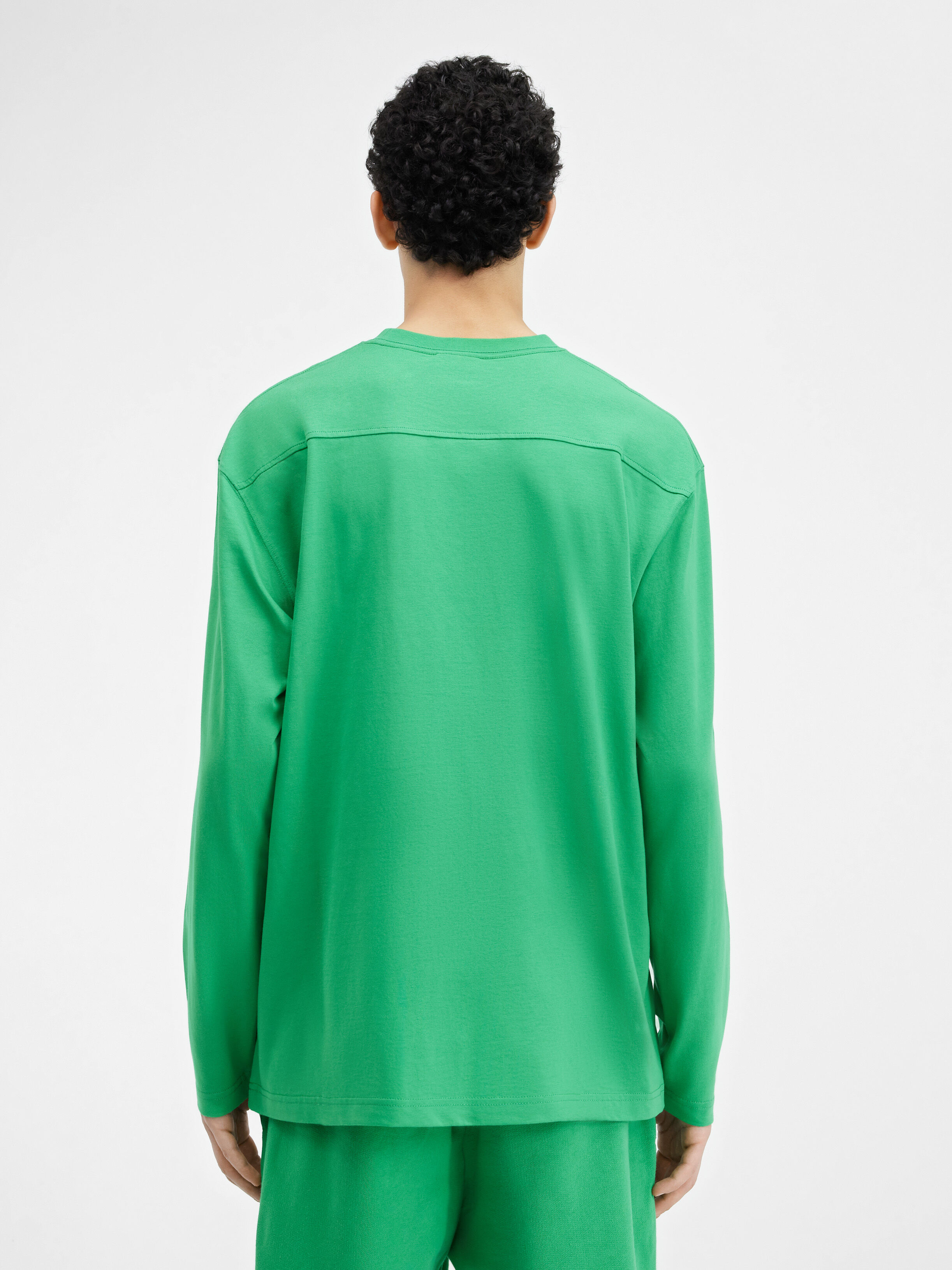 Le t-shirt manches longues