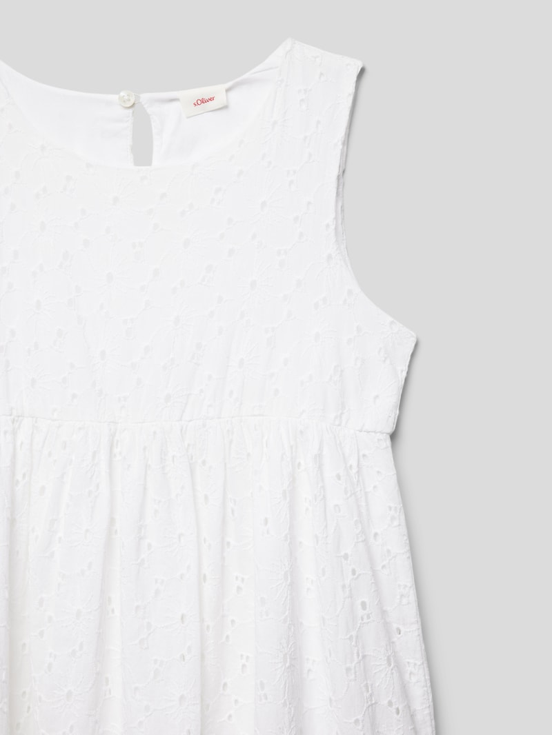 Kleid mit Lochstickerei in weiß