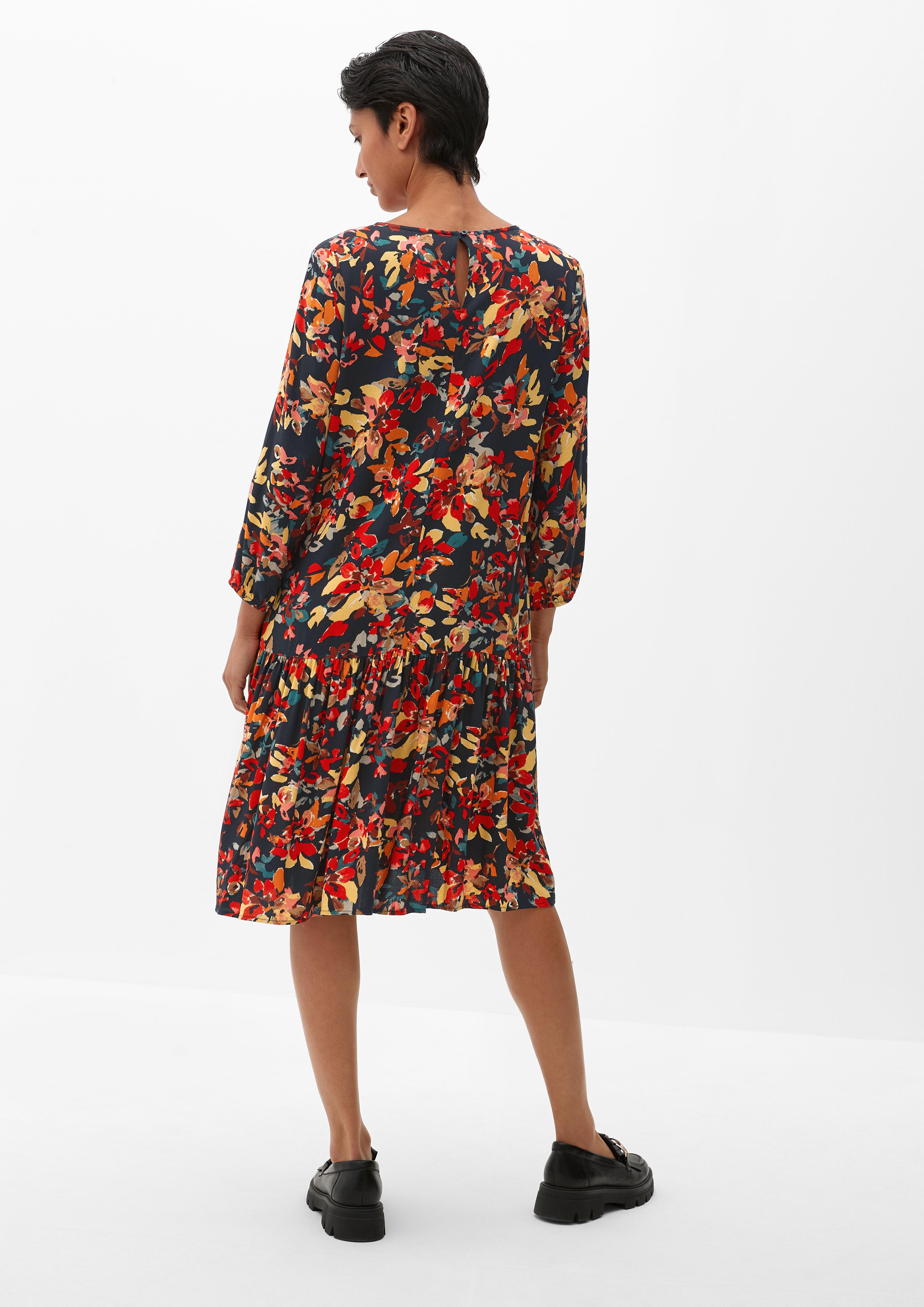 Gemustertes Kleid mit Volant  2120533-59A0