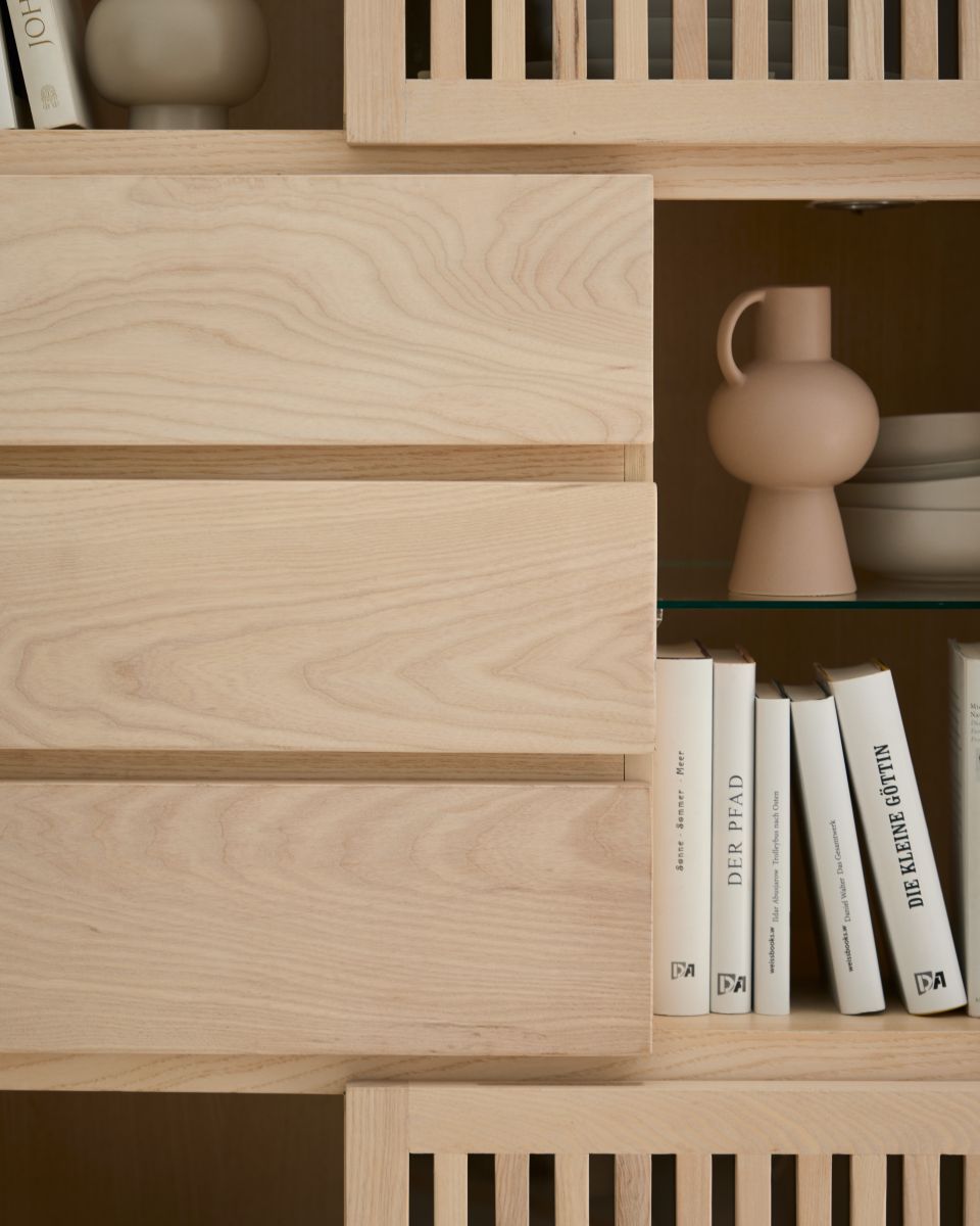 Roomio Vitrine No. 2000 Esche