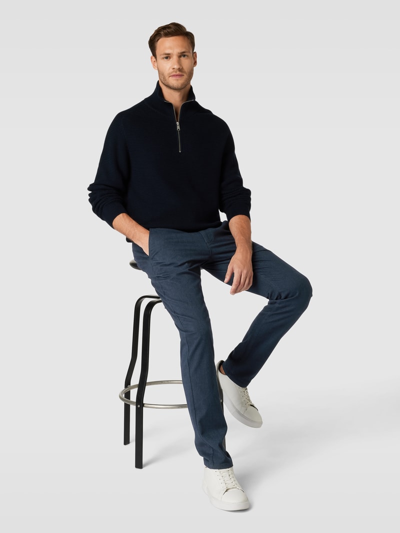 Stoffhose mit Strukturmuster in marineblau