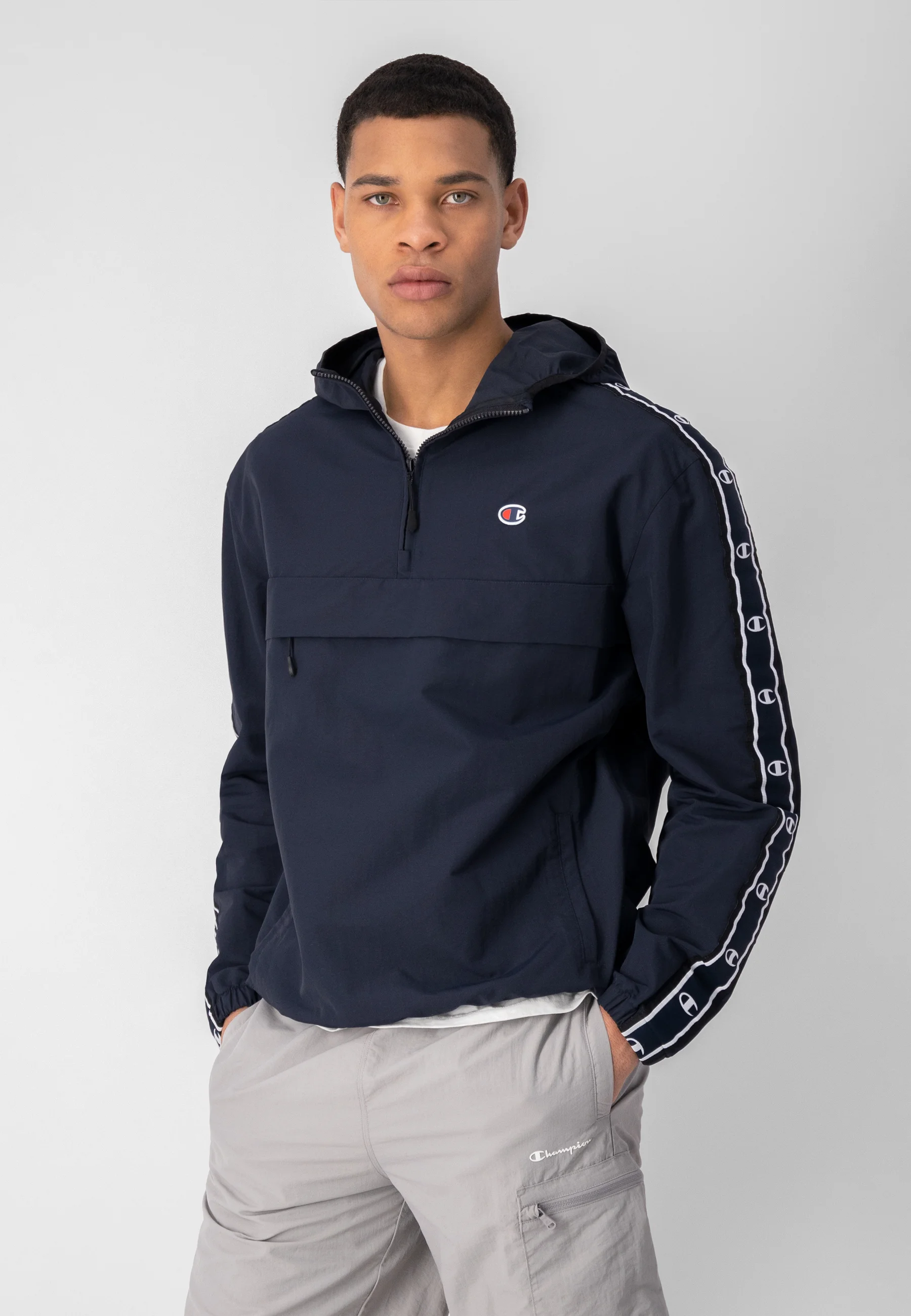 Champion HOODED OUTDOOR - Cortavientos
