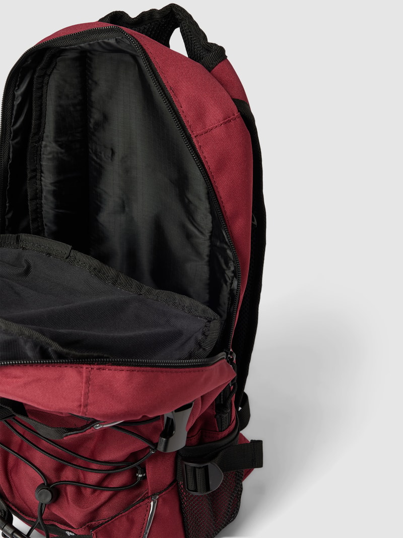 Rucksack mit Label-Details Modell 'LOUIS' in bordeaux rot