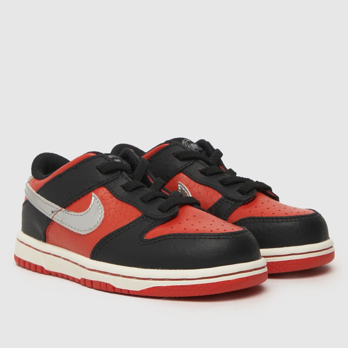 Nike svarta & röda Dunk Low pojkar småbarnsskor