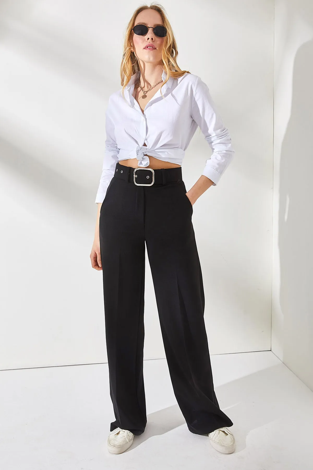 Olalook  Schwarze Palazzo-Hose aus Scuba-Krepp für Damen mit Metallschnalle und Gürtel, PNT-19000208
