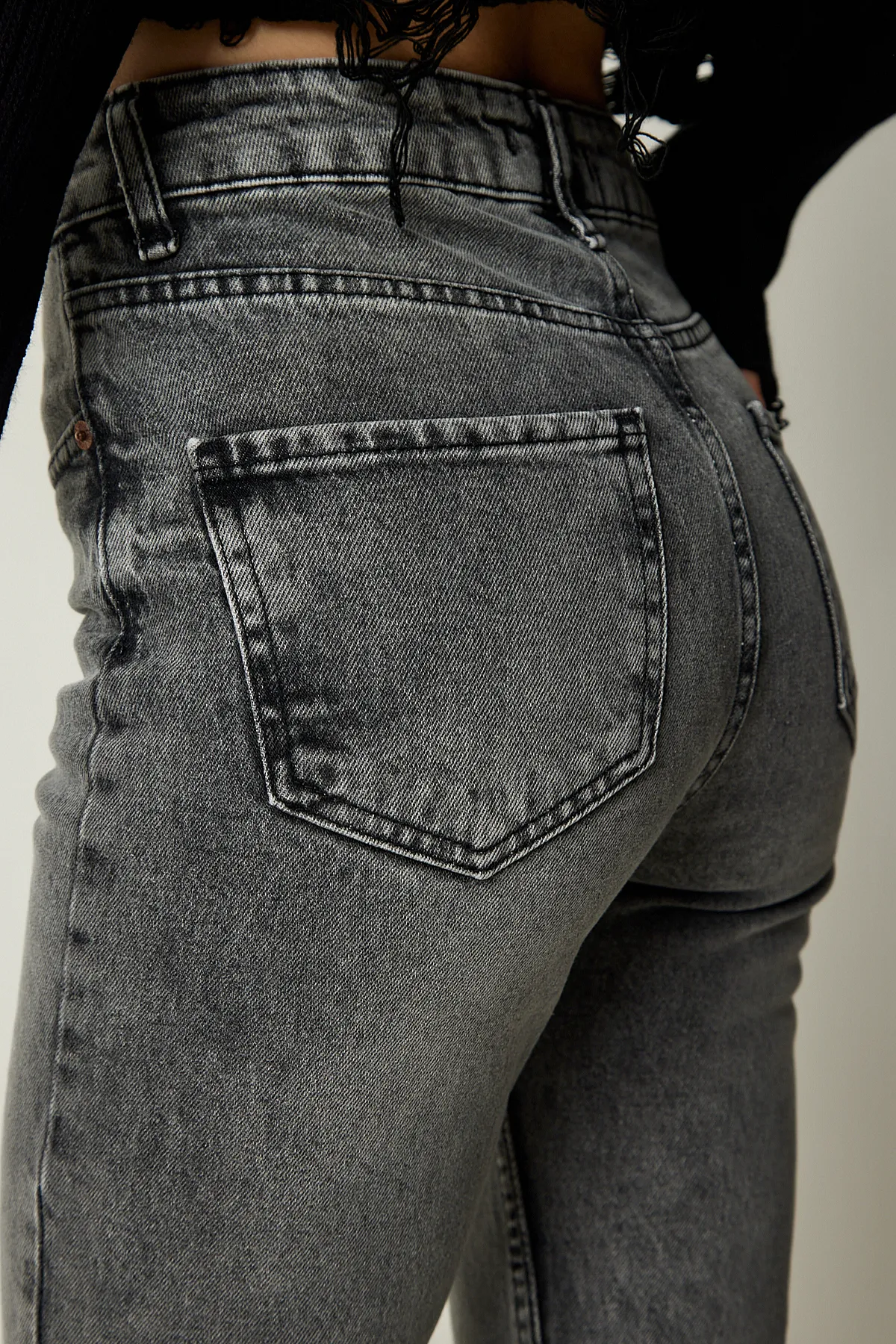 Happiness İstanbul  Graue Damen-Jeanshose mit hohem Bund CB00015