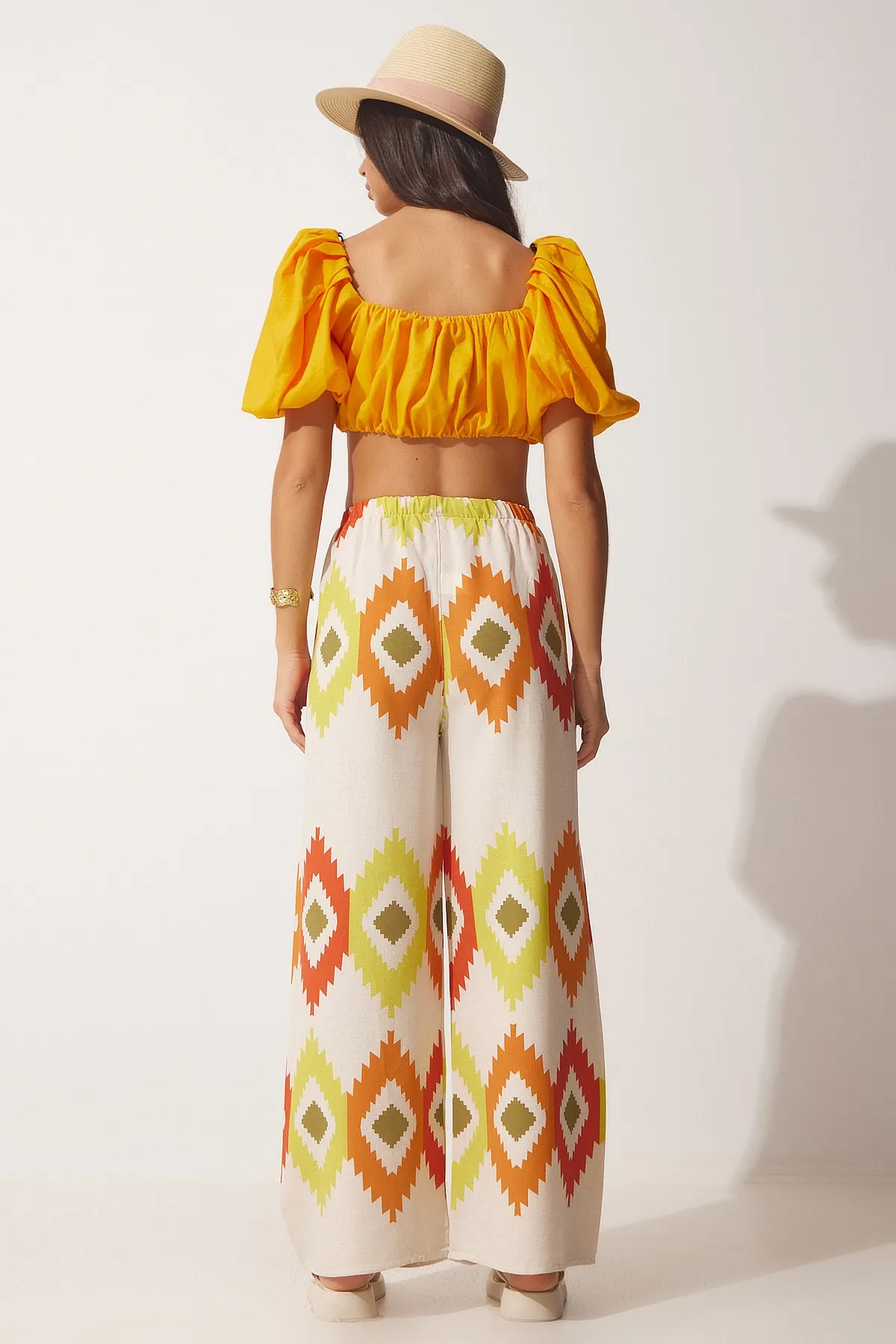 Happiness İstanbul  Damen-Palazzo-Hose aus Leinen mit Blumenmuster in Gelb und Creme BH00385