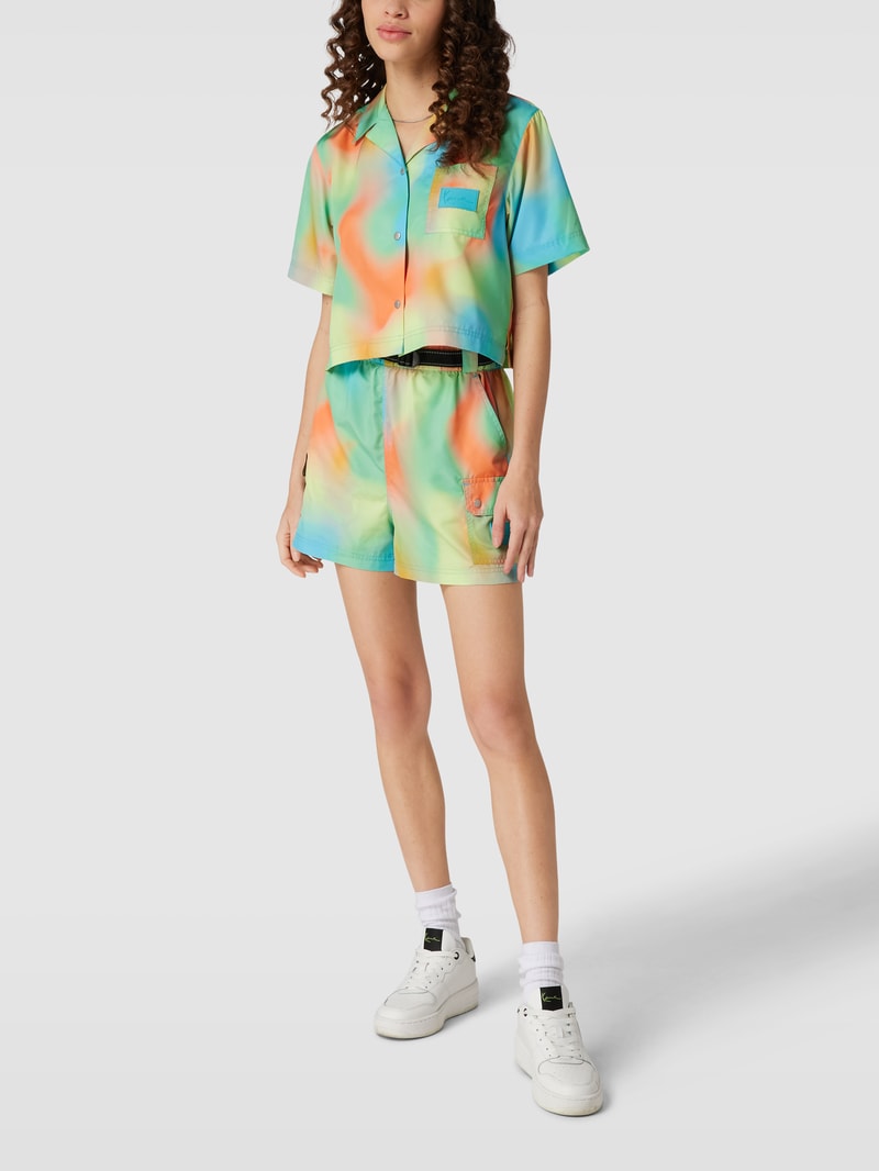 Cropped Hemdbluse im Batik-Design - P&C x Karl Kani in blau