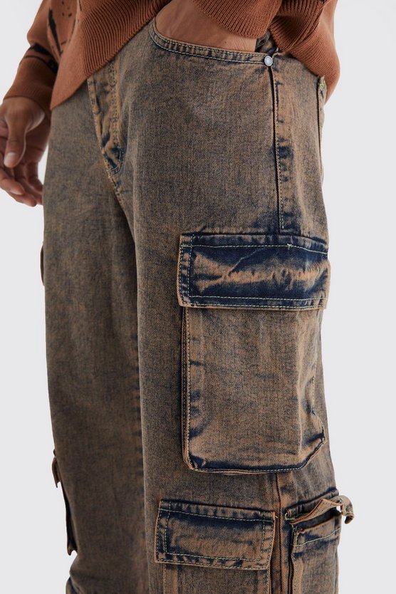 Lockere Cargo-Jeans mit Acid-Waschung