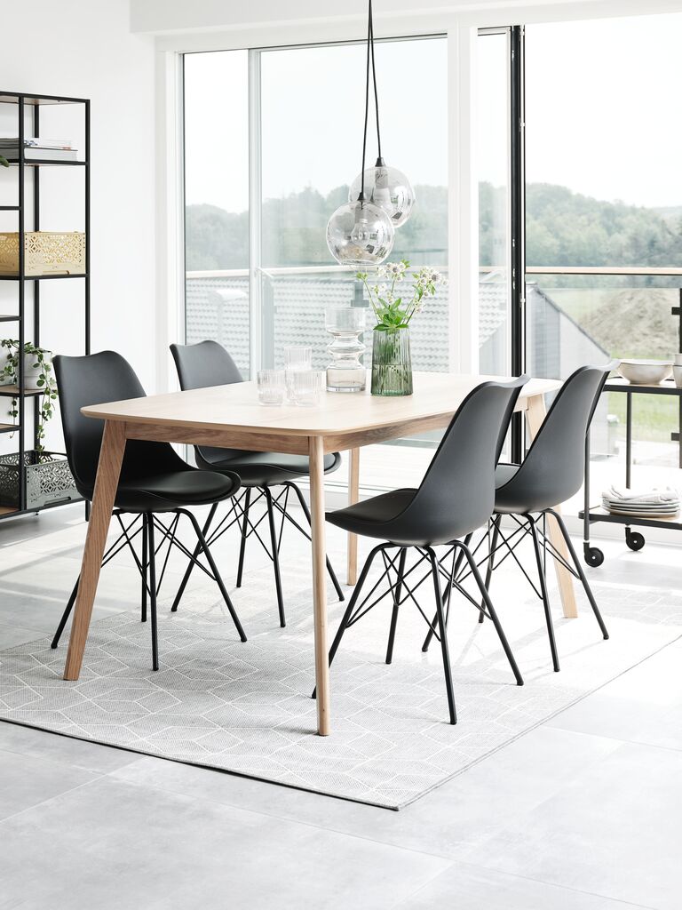 KLARUP Spisestuestol KLARUP Sort kunstskinn/Sort