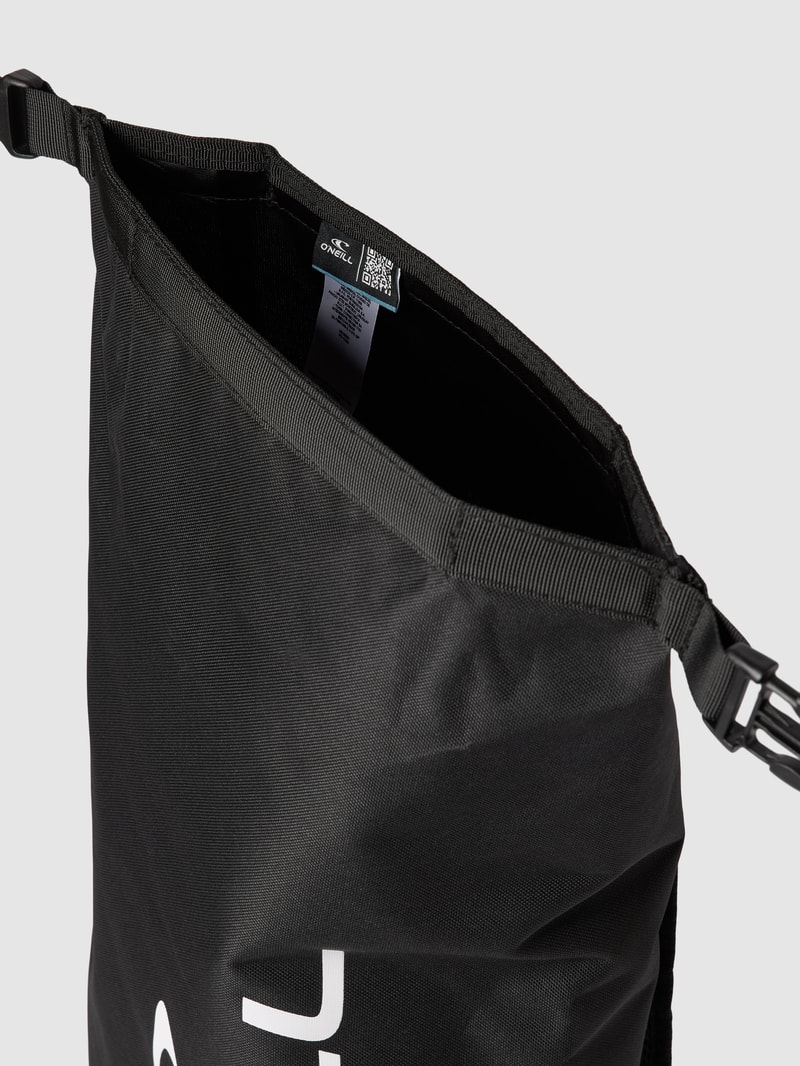 Rucksack mit Label-Patch in schwarz