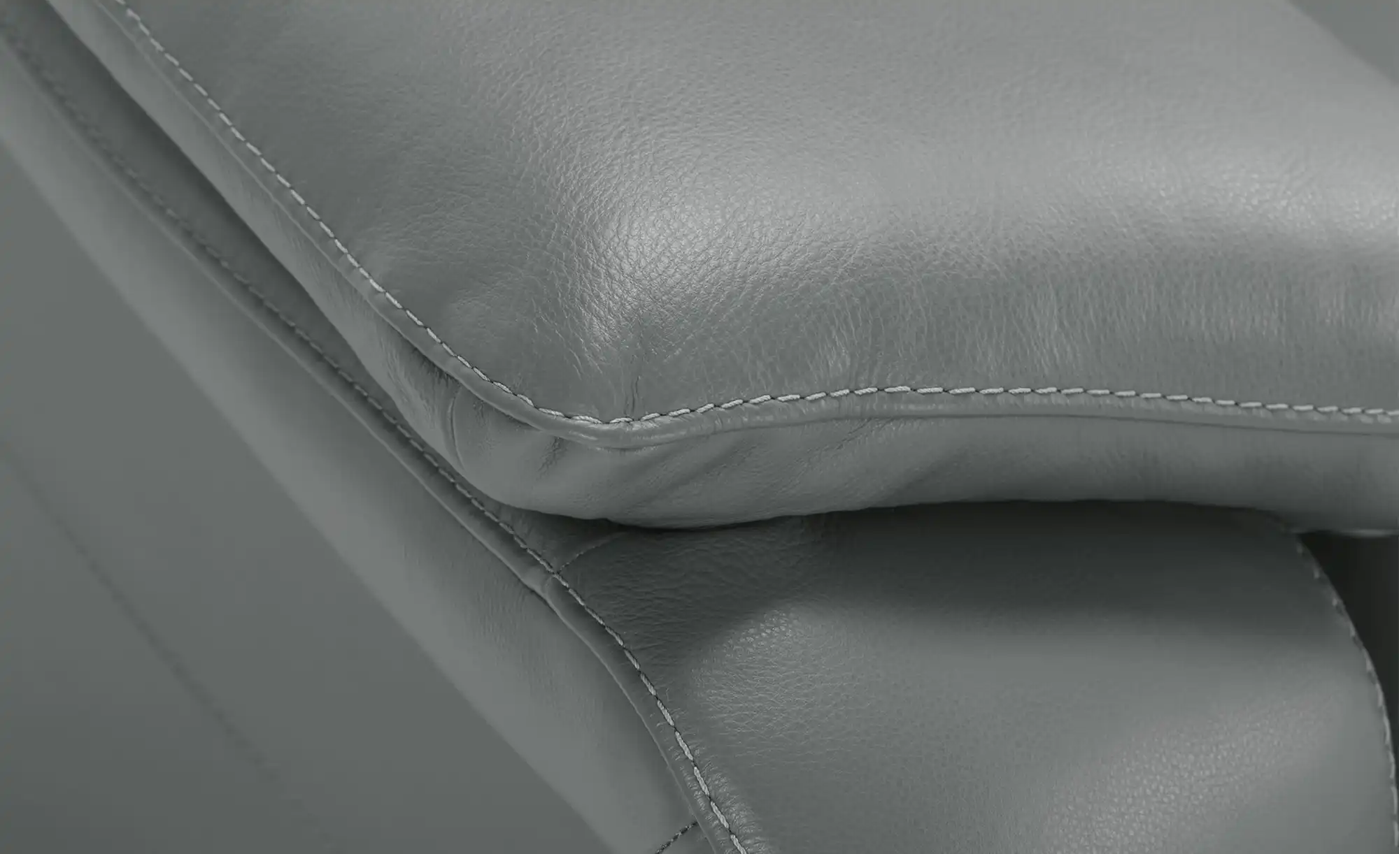 Wohnwert Sofa aus Echtleder Halina
