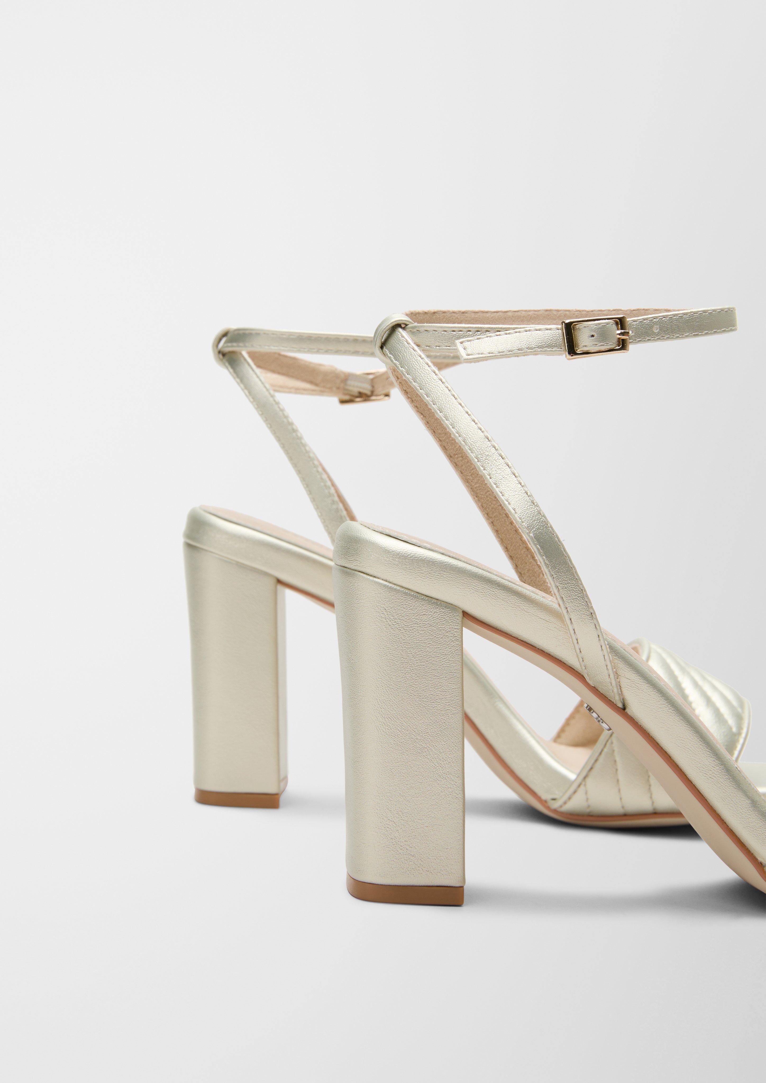 Sandalen mit Stepp-Detail  6007765-403