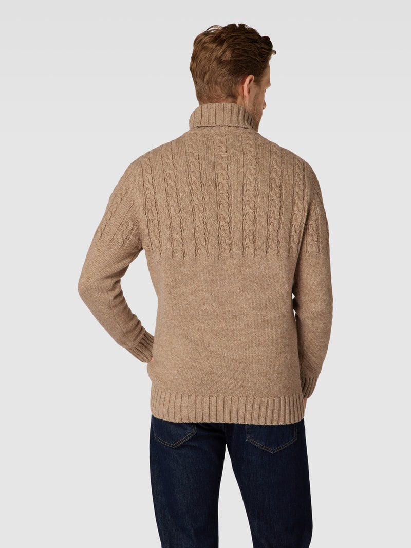 Strickpullover mit Zopfmuster in offwhite