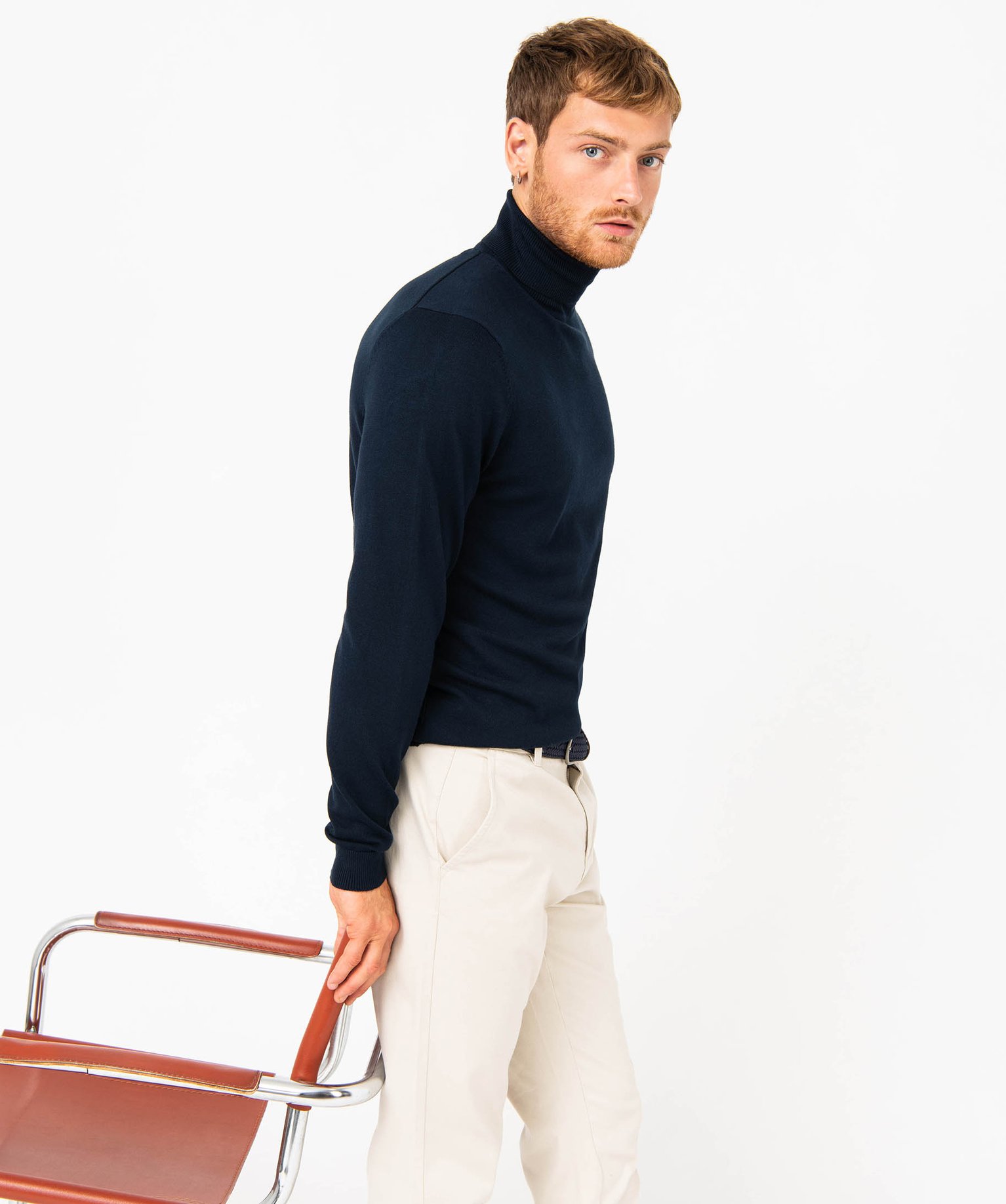 Pull à col roulé en maille fine homme marine | GEMO