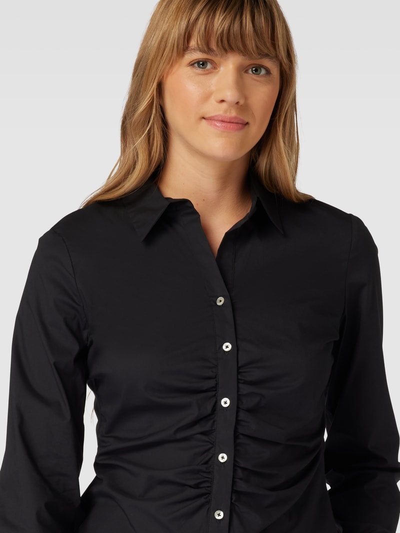 Hemdbluse mit Raffungen Modell 'Basic' in schwarz