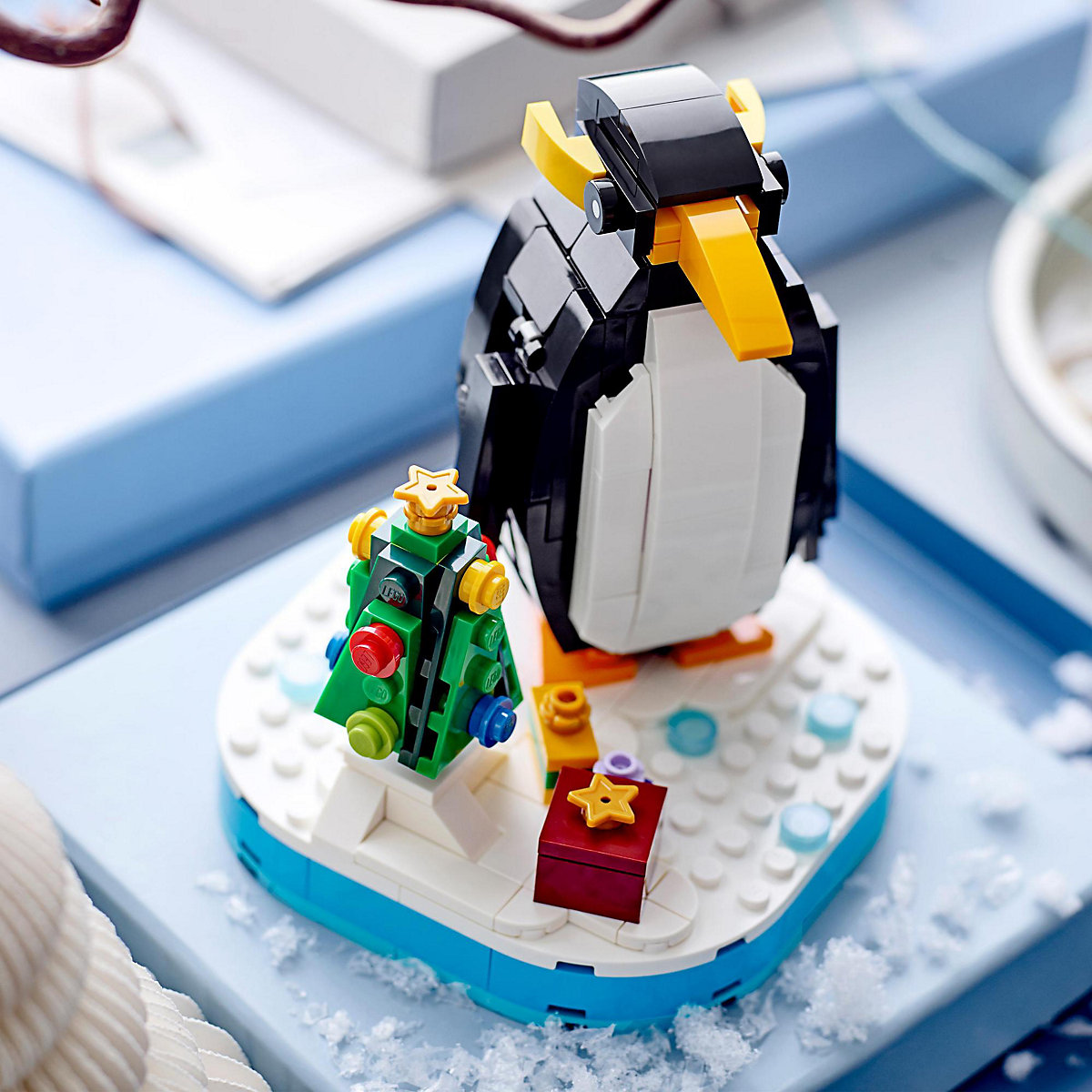 40498 Weihnachtspinguin