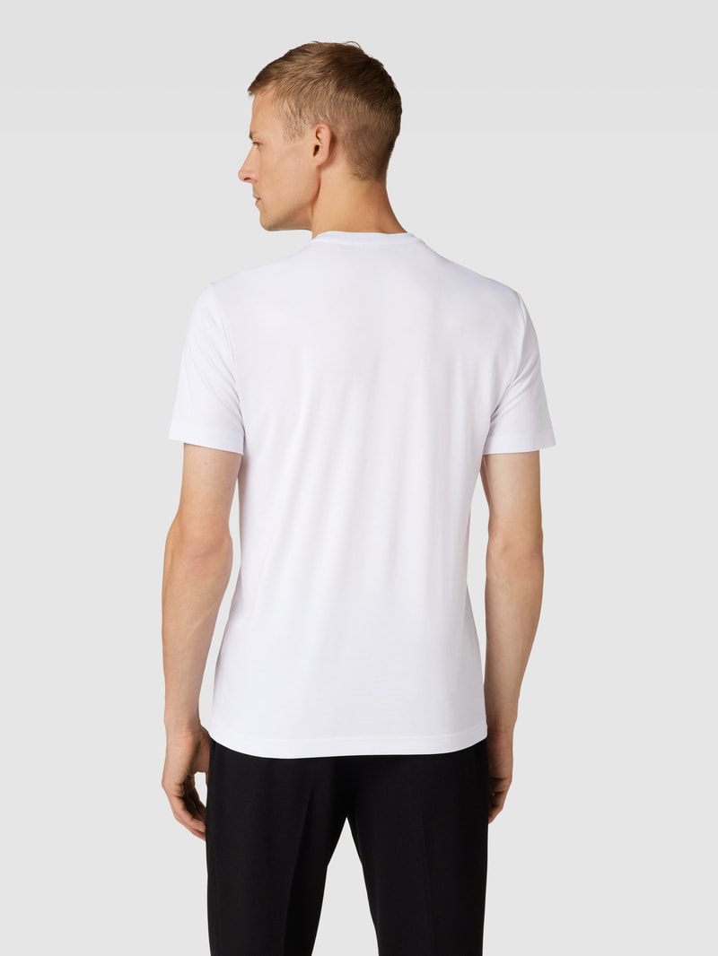 T-Shirt mit Label-Detail in weiß