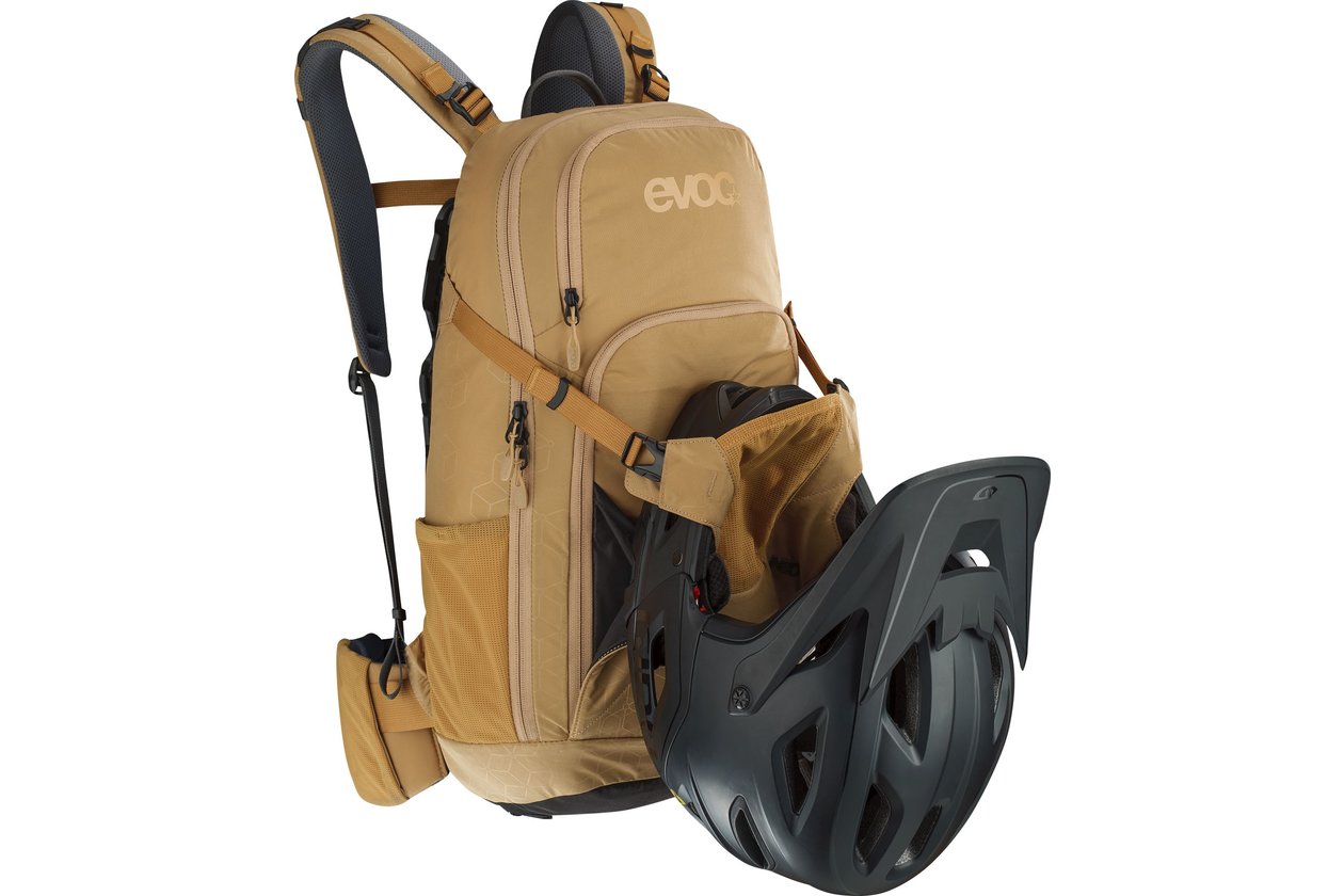 Evoc Neo 16
