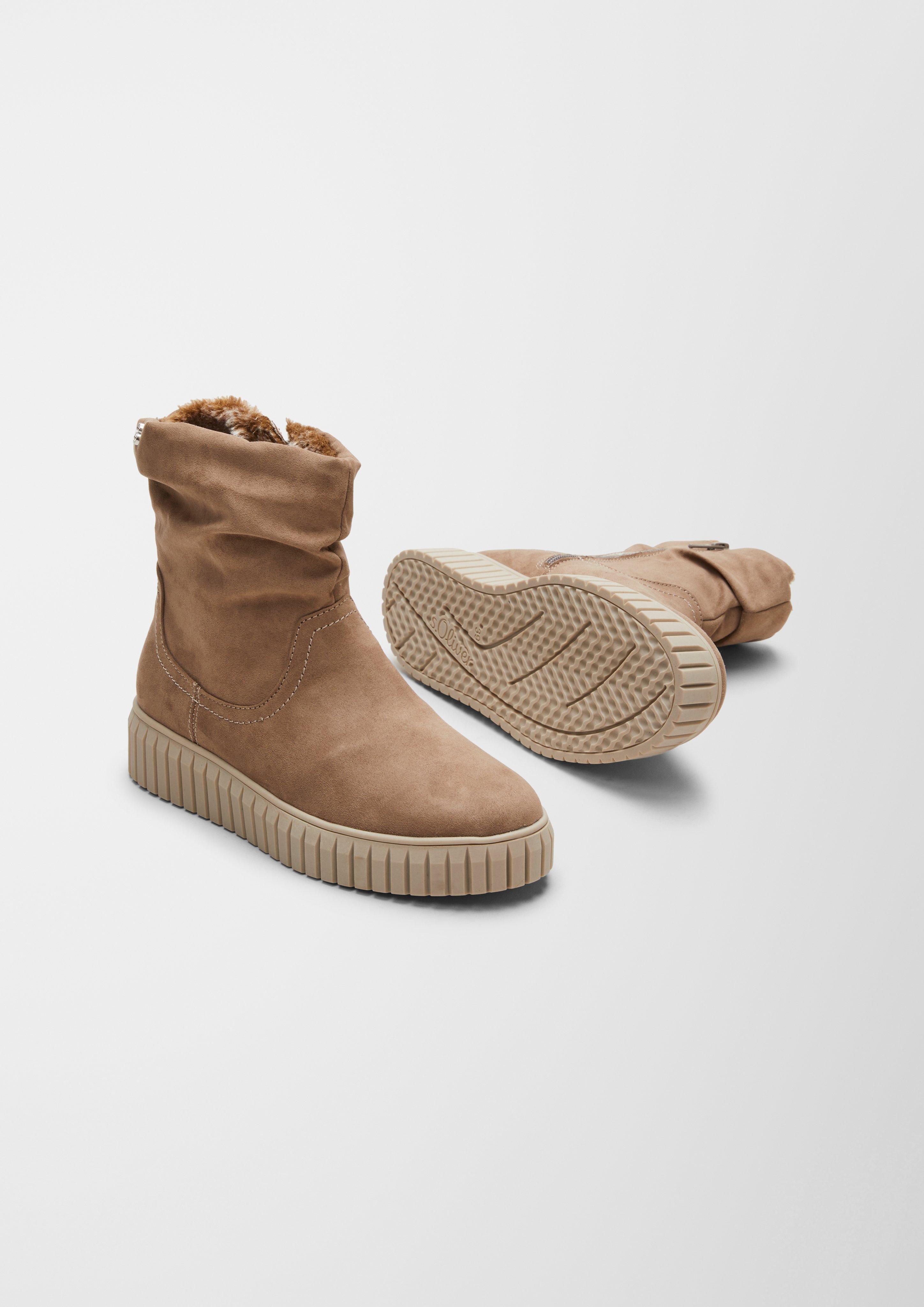 Gefütterte Boots mit Plateausohle  6006631-341