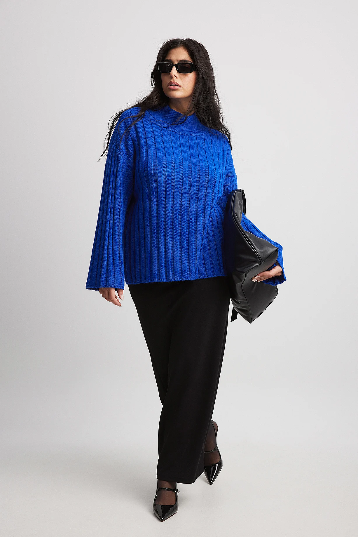 Gerippter Strickpullover mit Rollkragen