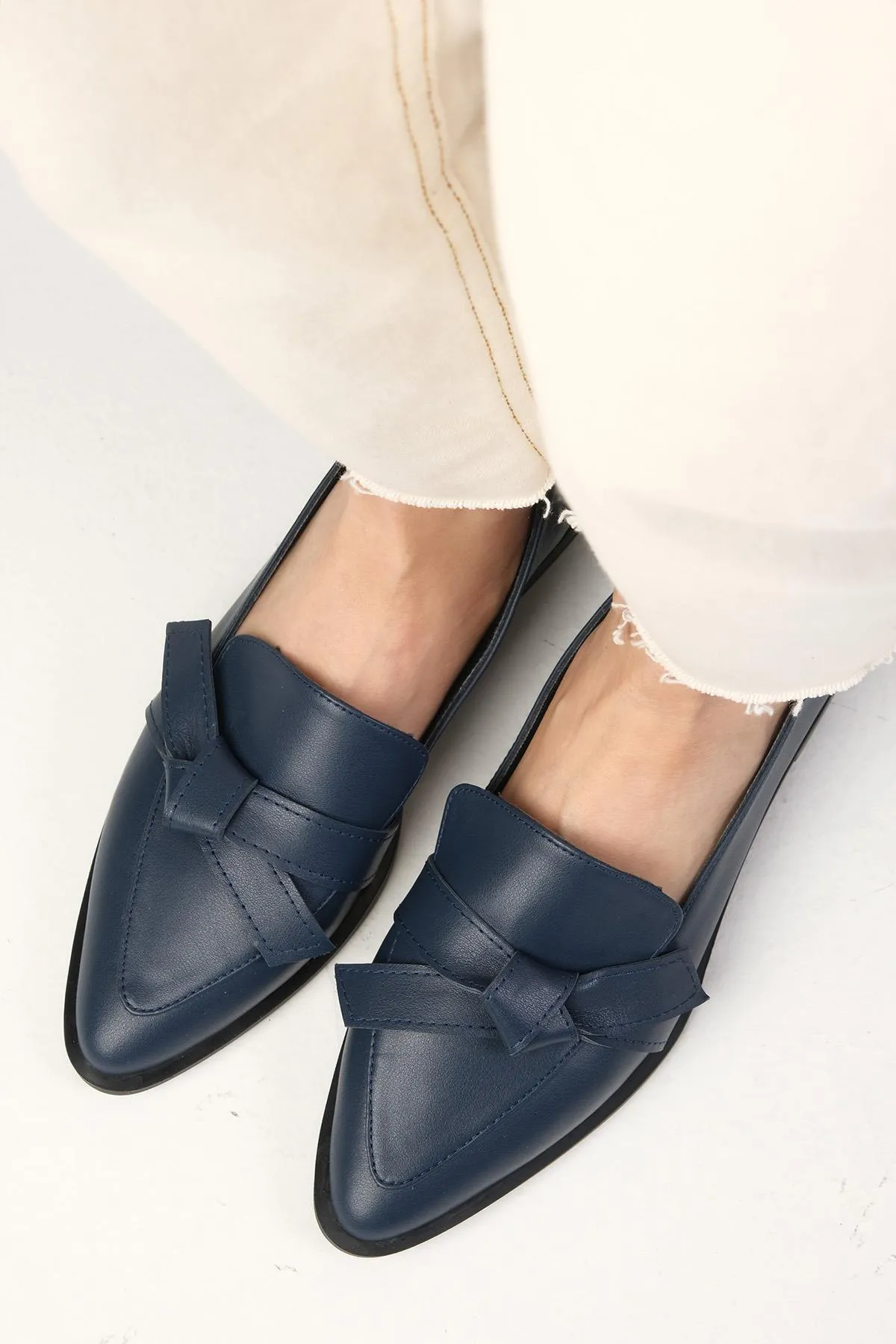 Mio Gusto  Ezra Damen-Loafer-Tagesschuhe aus echtem Leder in Marineblau