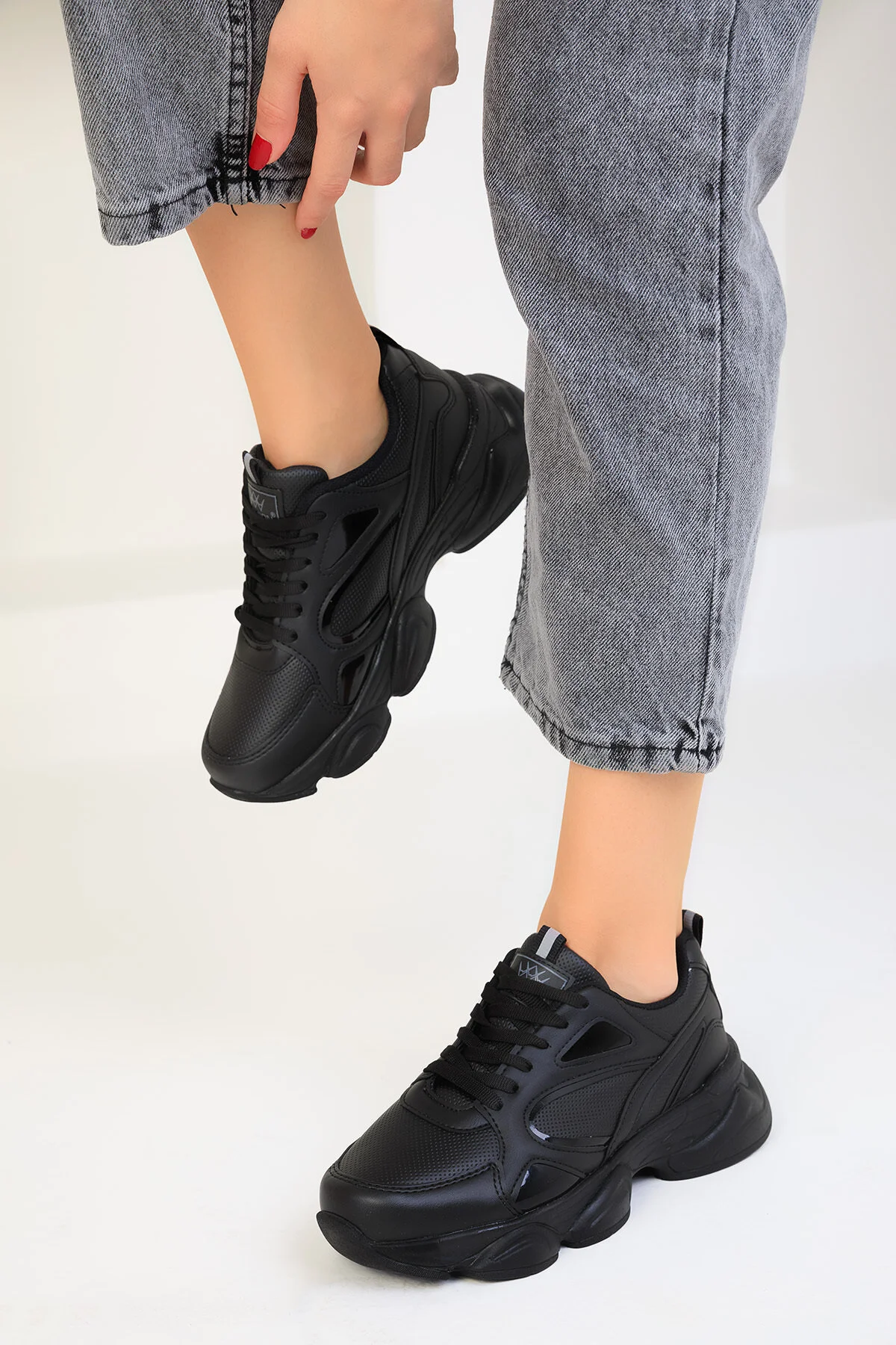 SOHO  Black-C Damen Sneakers 17226