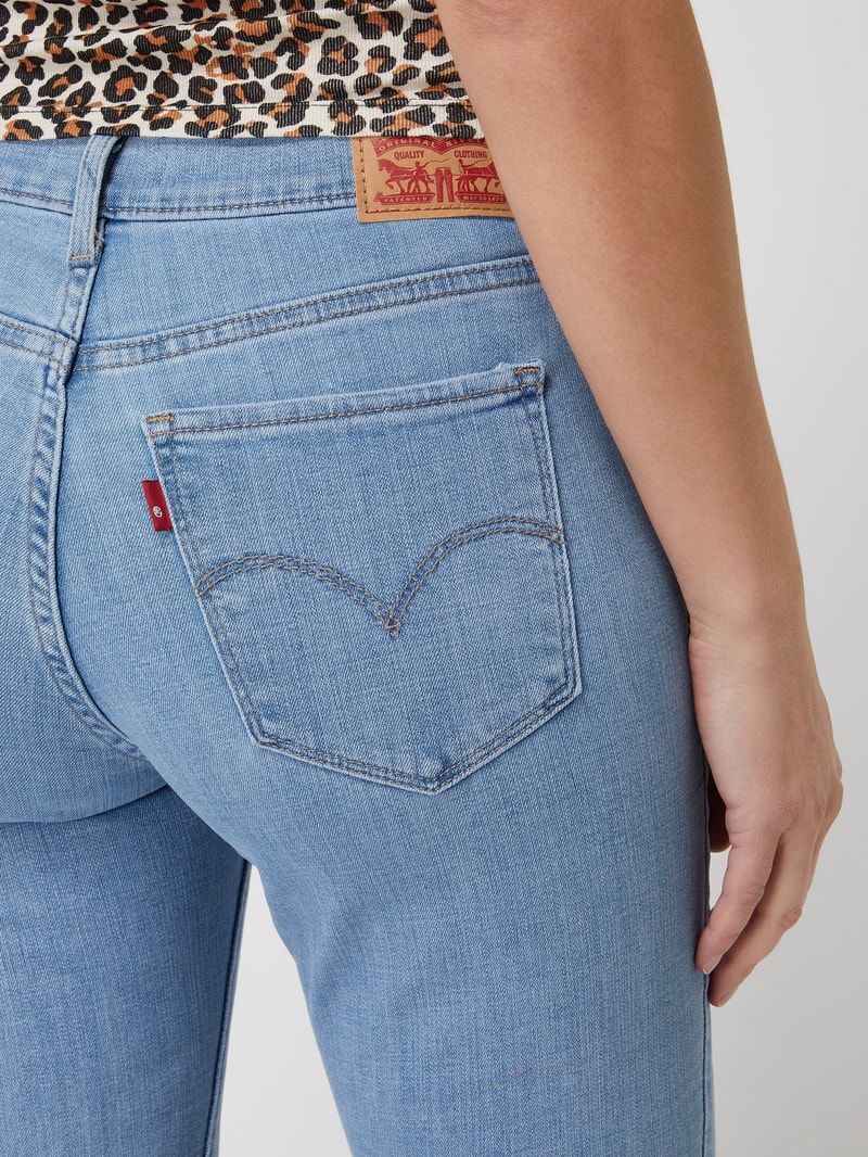 Shaping Skinny Fit Jeans mit Stretch-Anteil Modell '311' in hellblau