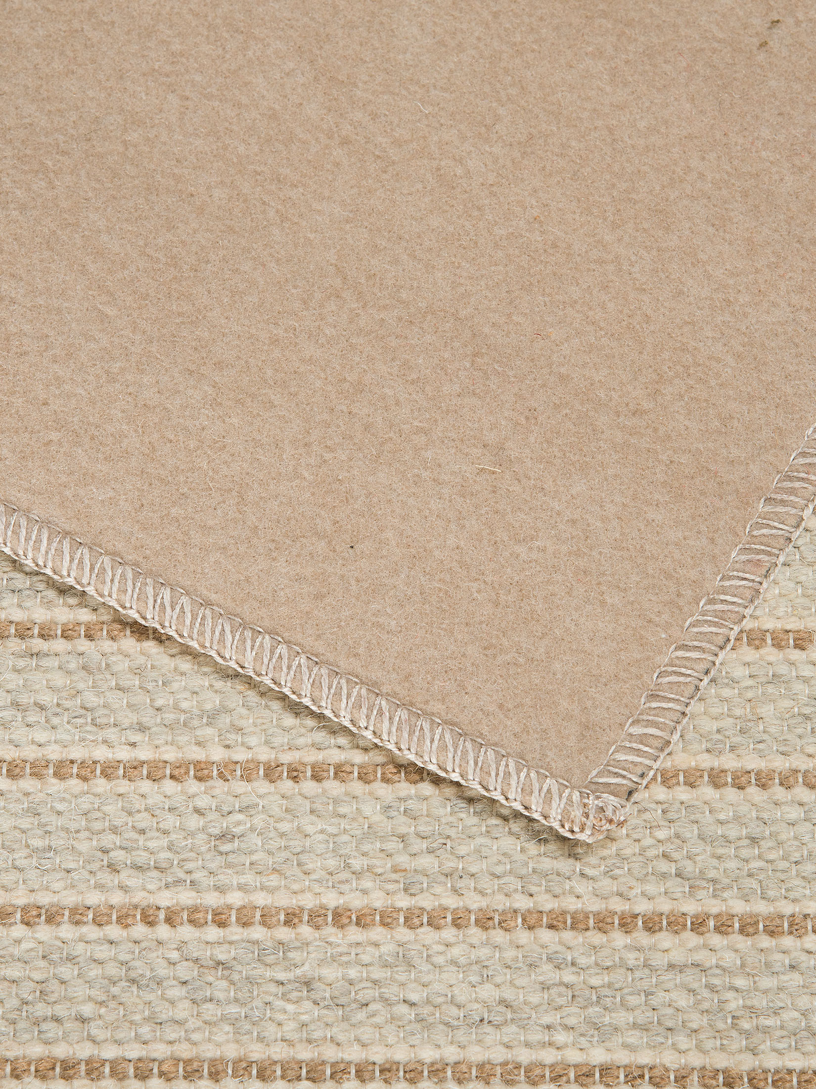 Svansbjerg Moderner Teppich, Creme